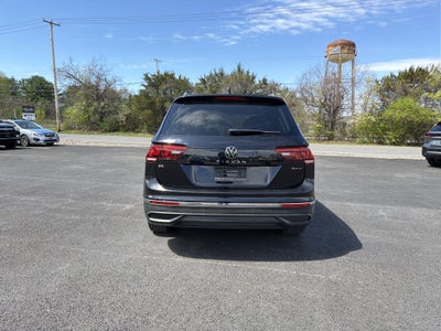 2023 Volkswagen Tiguan 2.0T SE