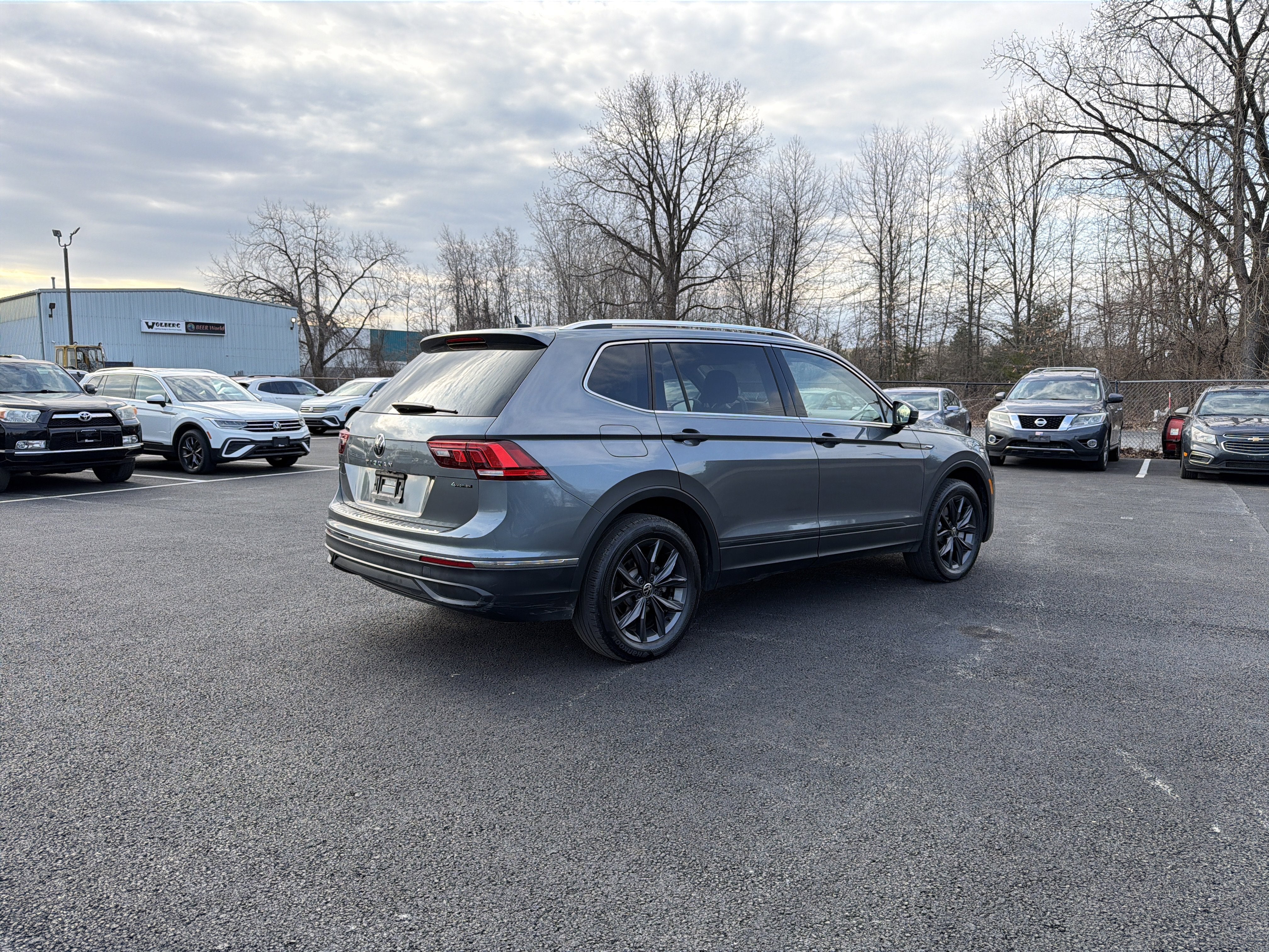 2023 Volkswagen Tiguan 2.0T SE