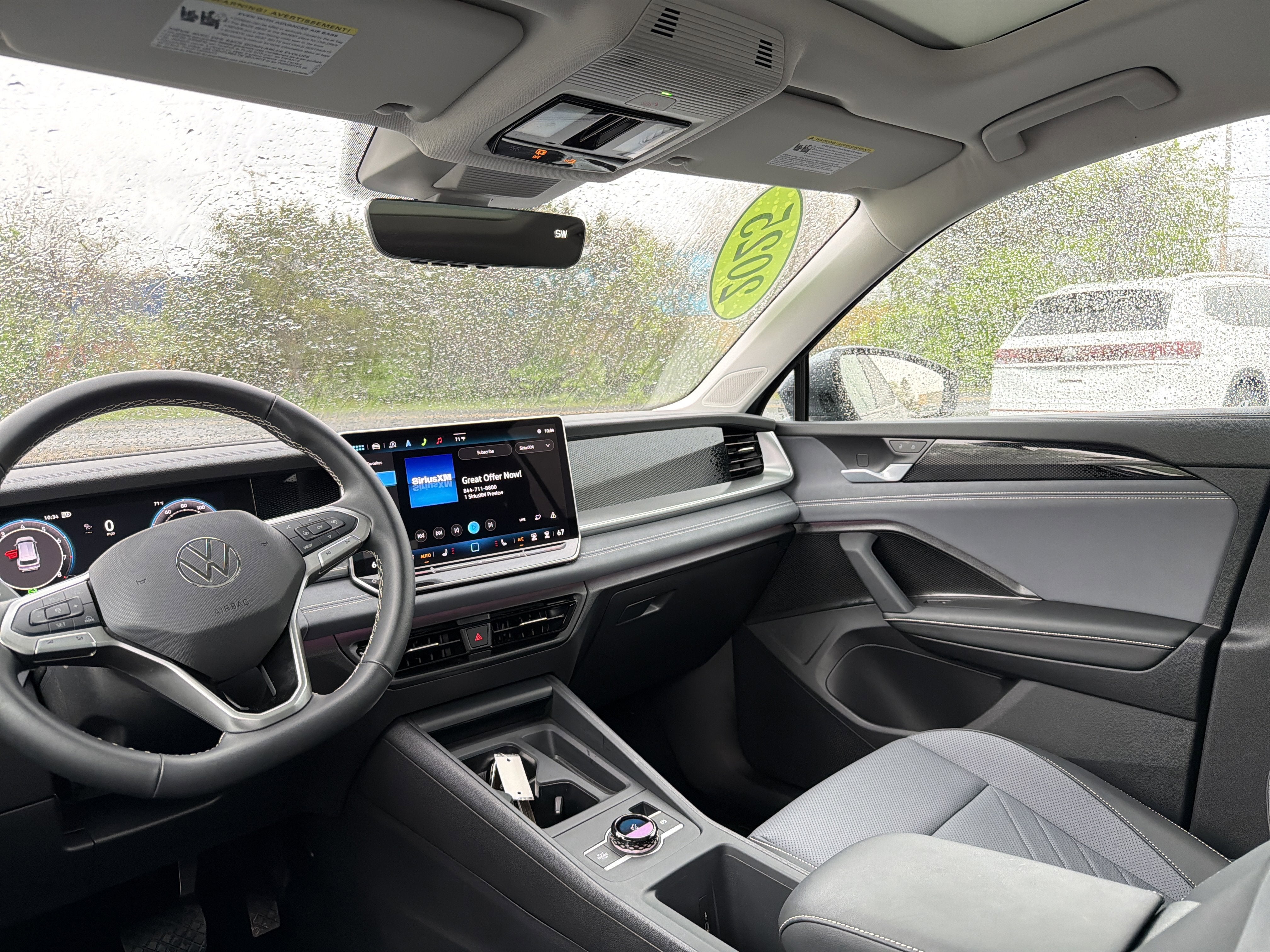2025 Volkswagen Tiguan 2.0T SE
