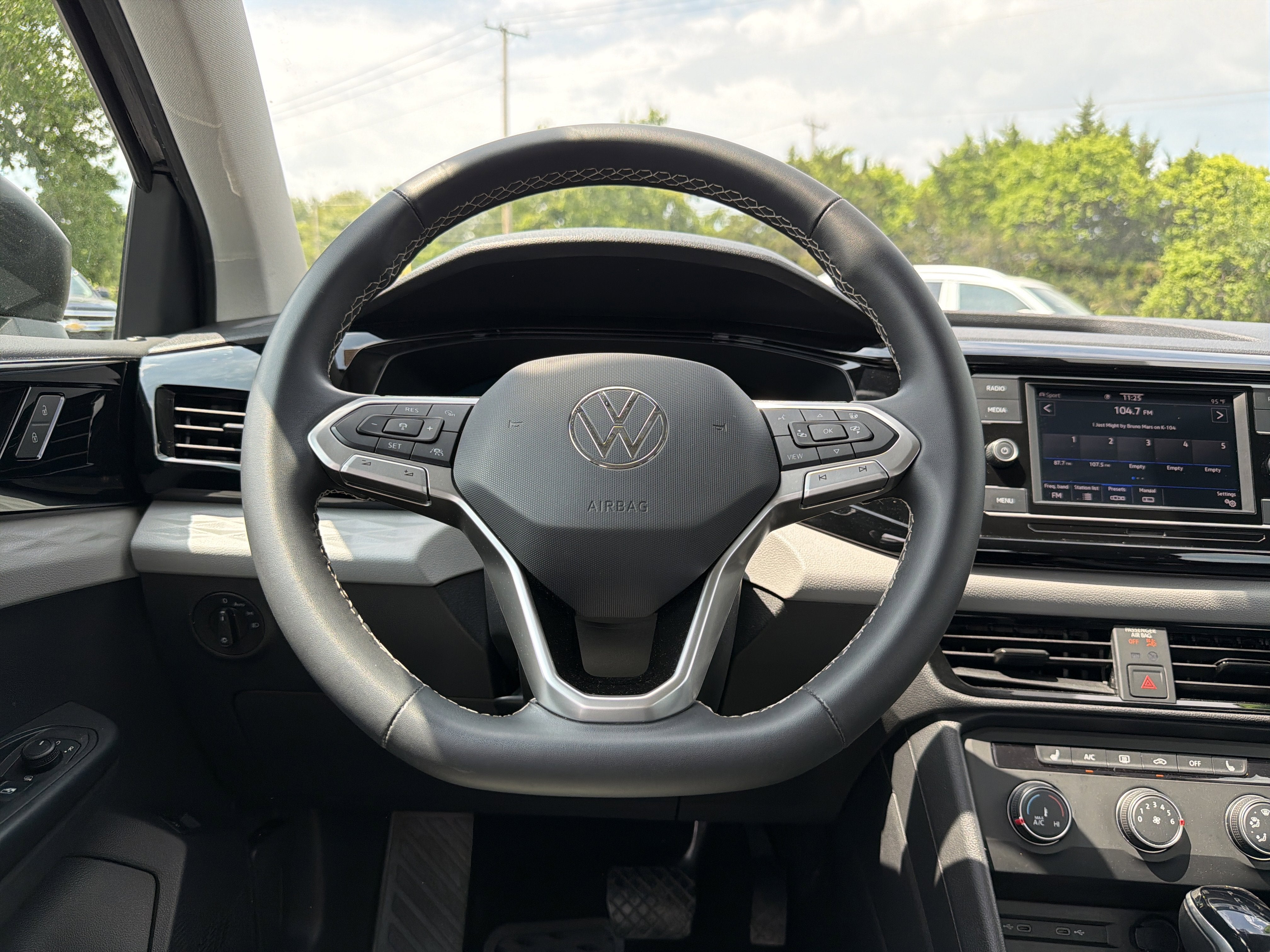 2022 Volkswagen Taos 1.5T S