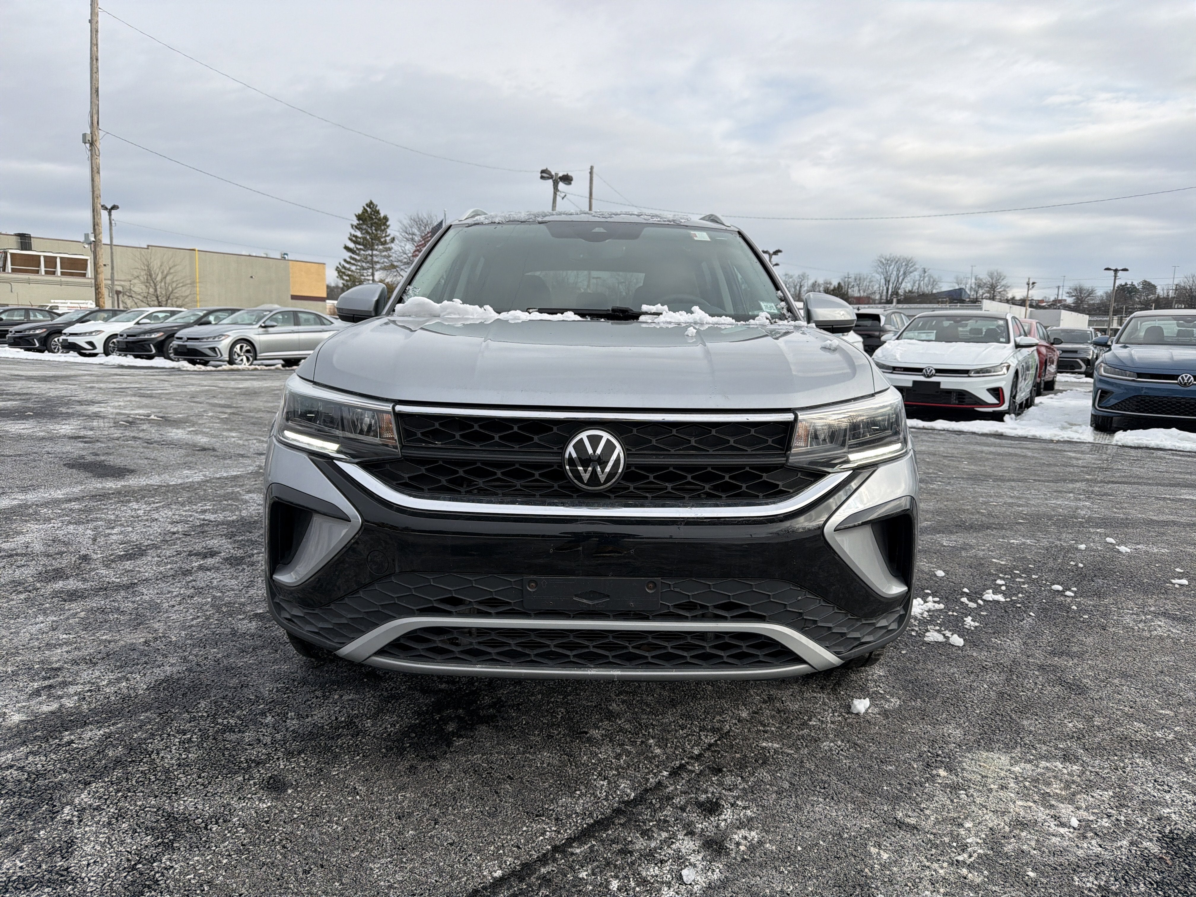 2023 Volkswagen Taos 1.5T SE