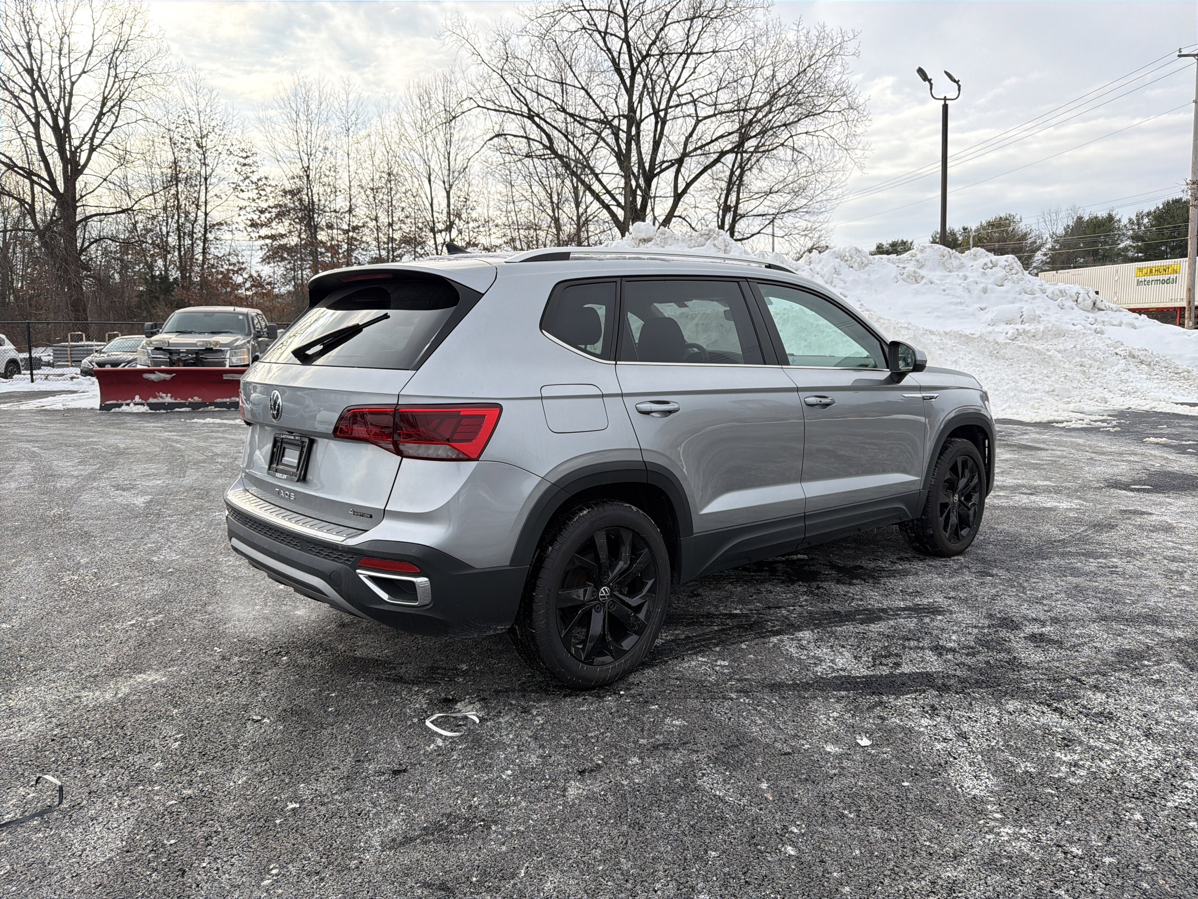 2023 Volkswagen Taos 1.5T SE