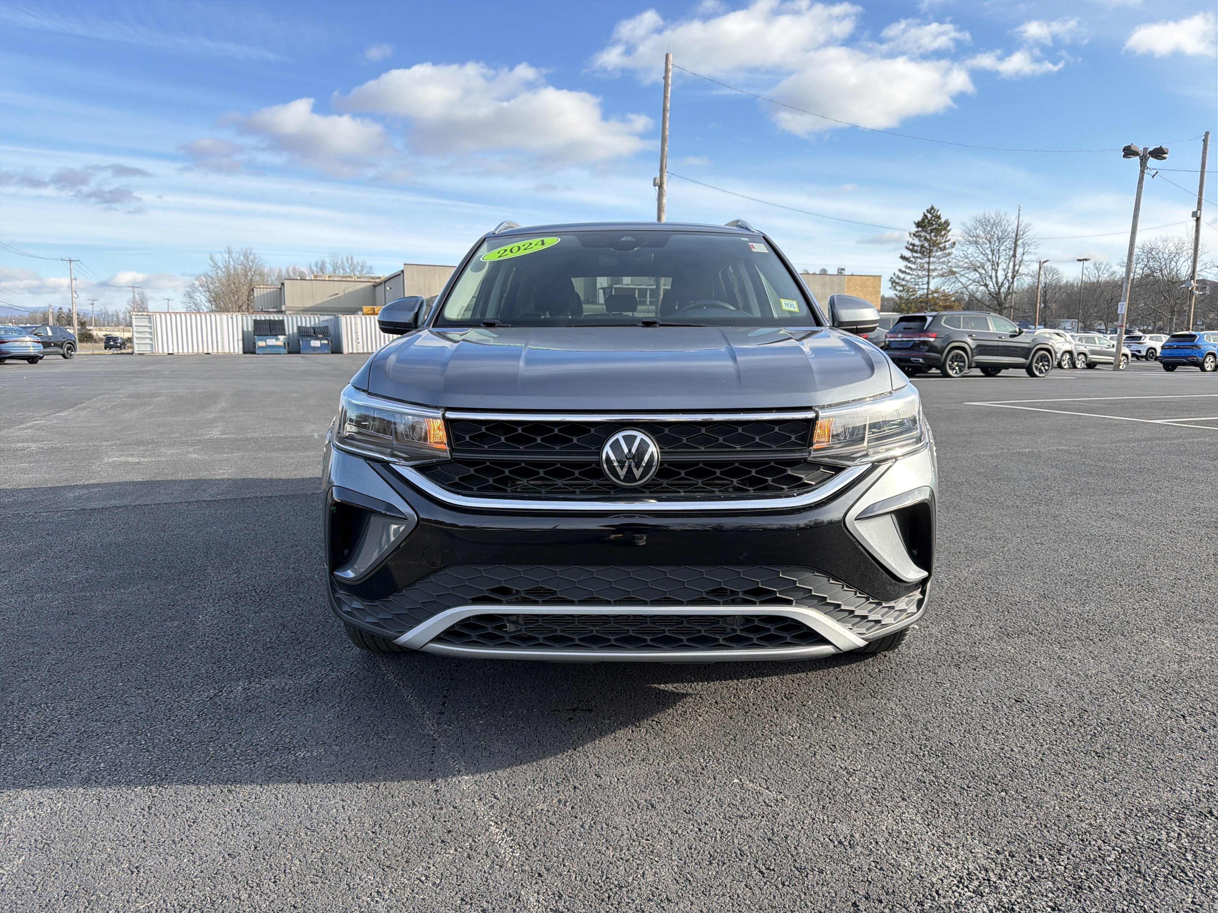 2024 Volkswagen Taos 1.5T SE