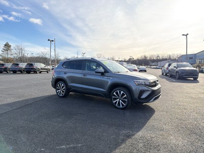 2024 Volkswagen Taos 1.5T SE