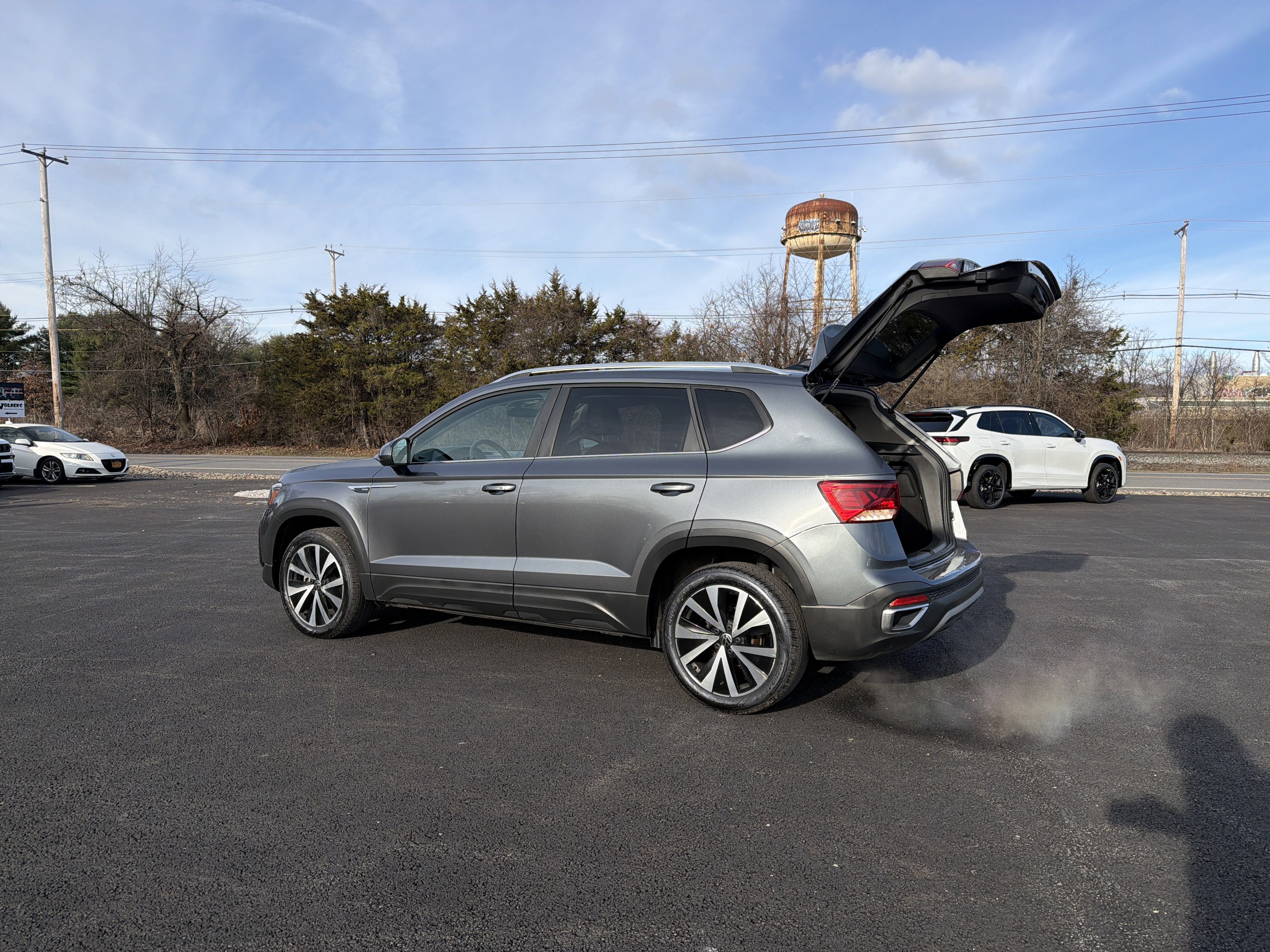 2024 Volkswagen Taos 1.5T SE