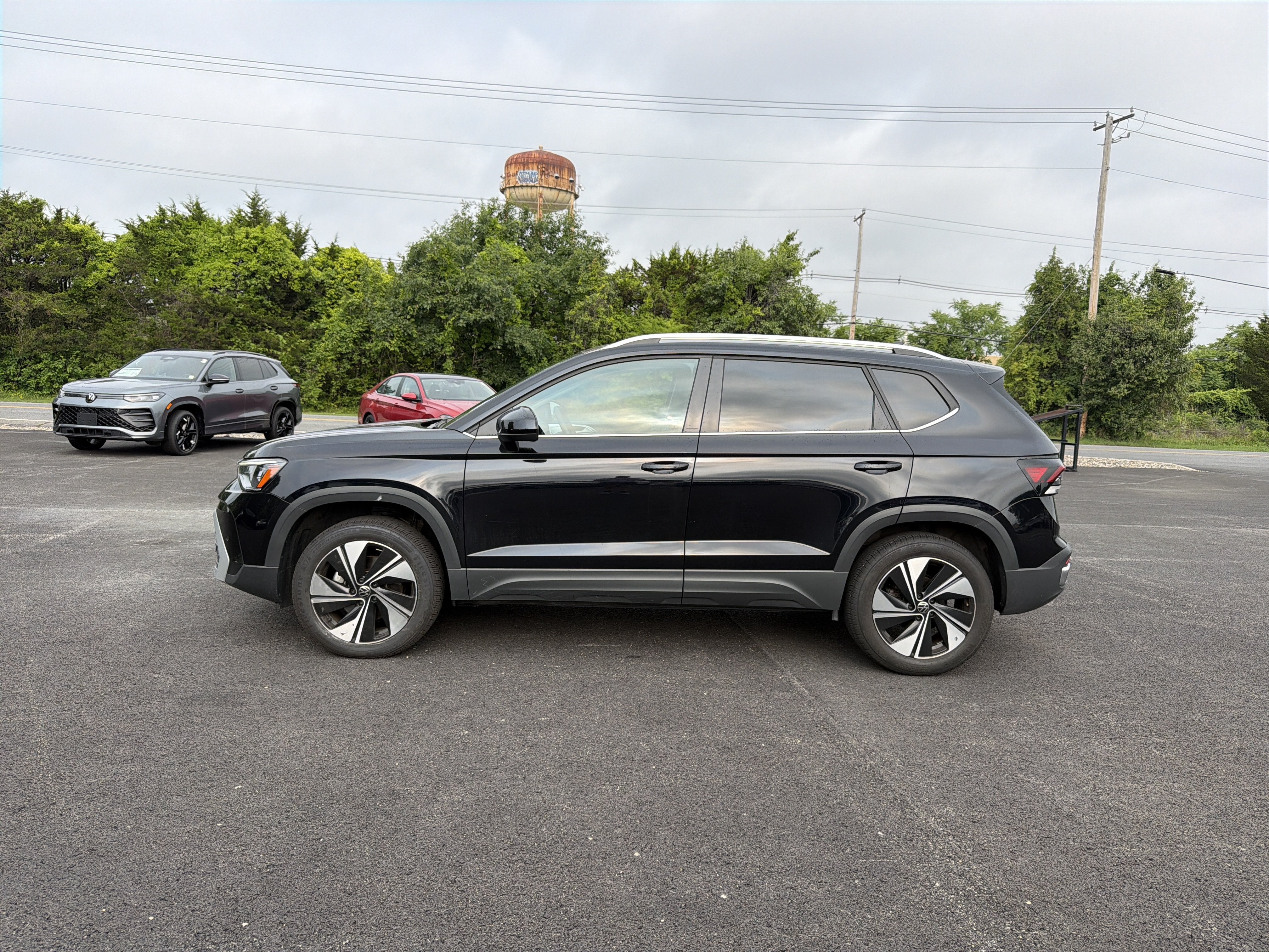 2025 Volkswagen Taos 1.5T SE