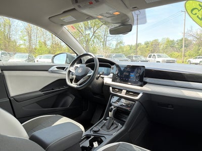 2025 Volkswagen Taos 1.5T SE