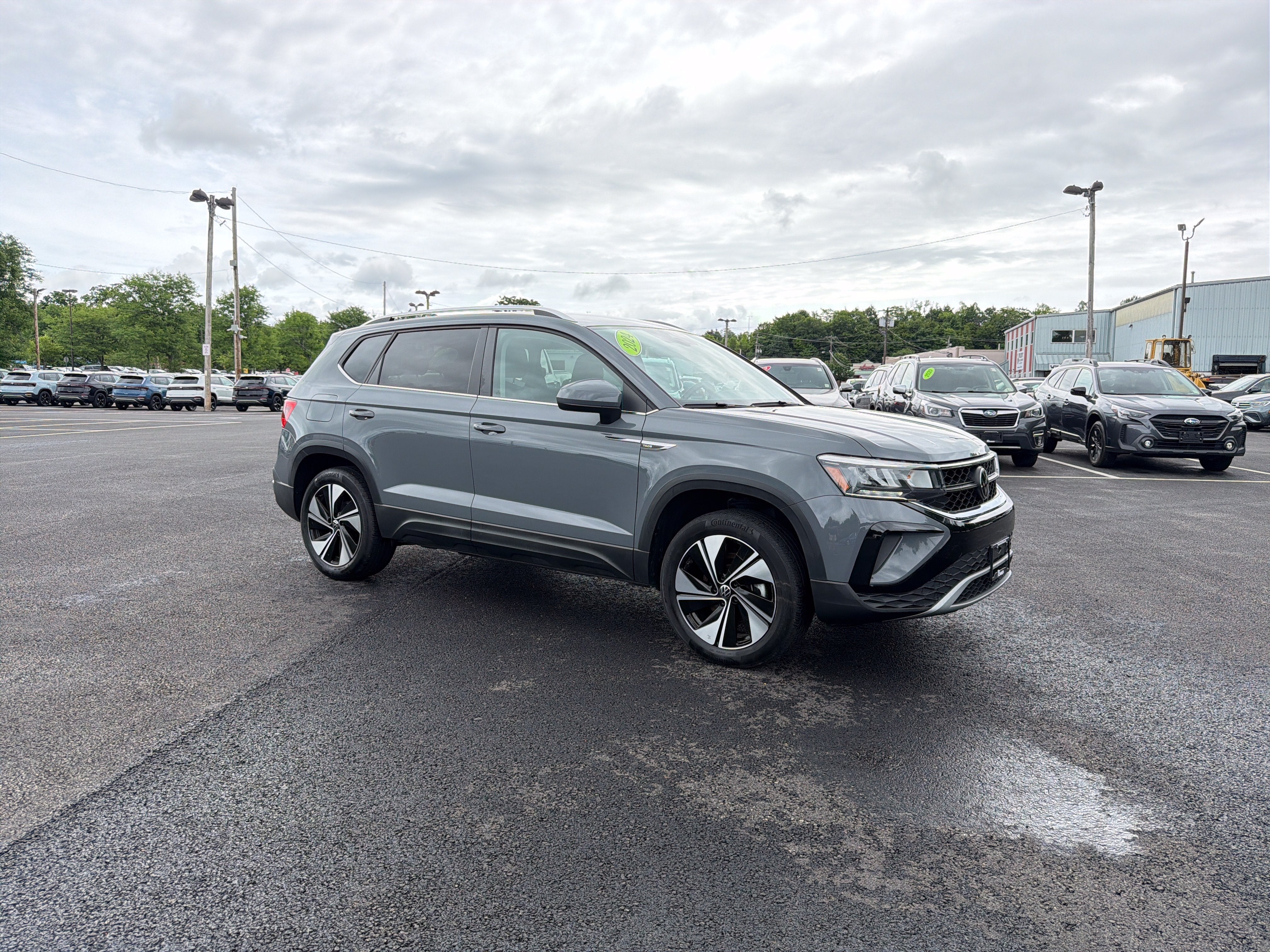 2024 Volkswagen Taos 1.5T SE