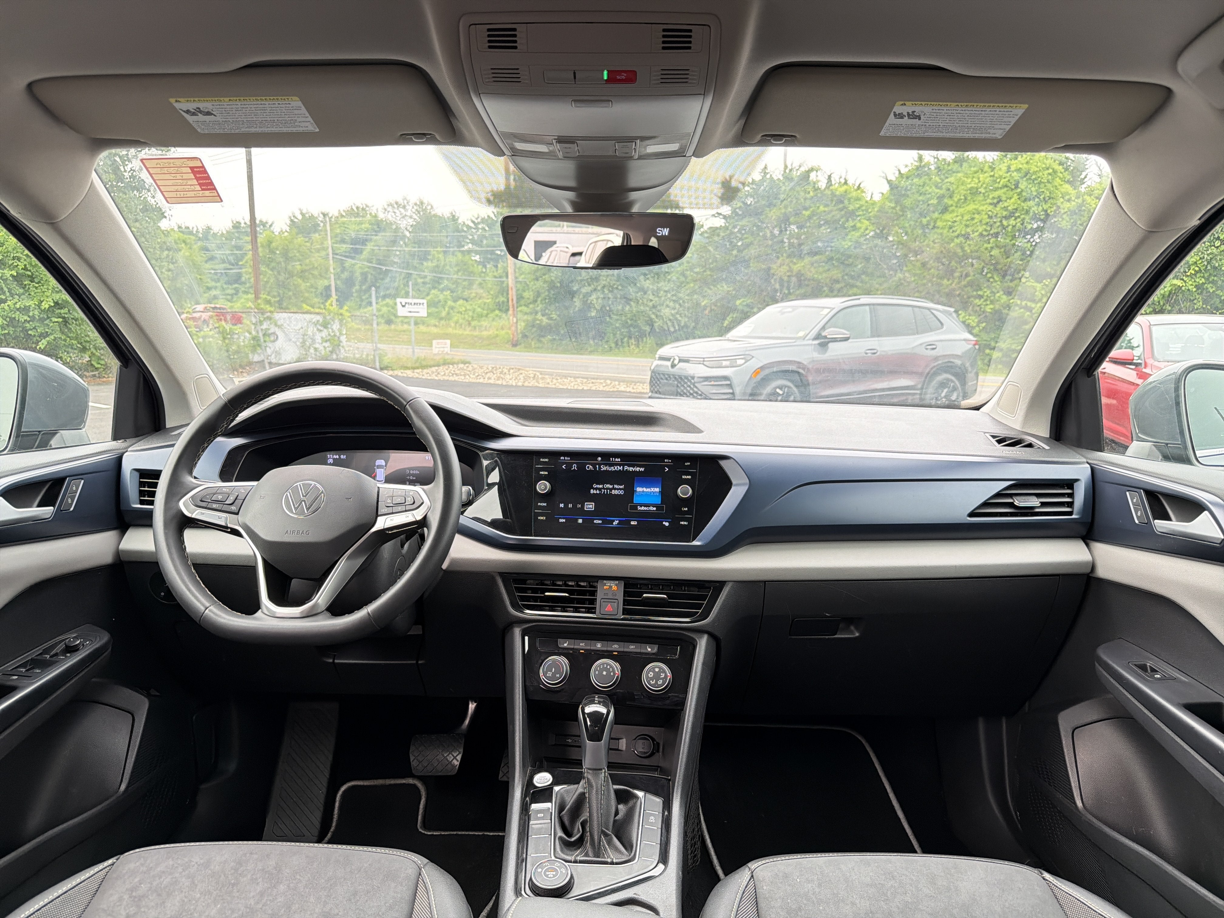 2023 Volkswagen Taos 1.5T SE