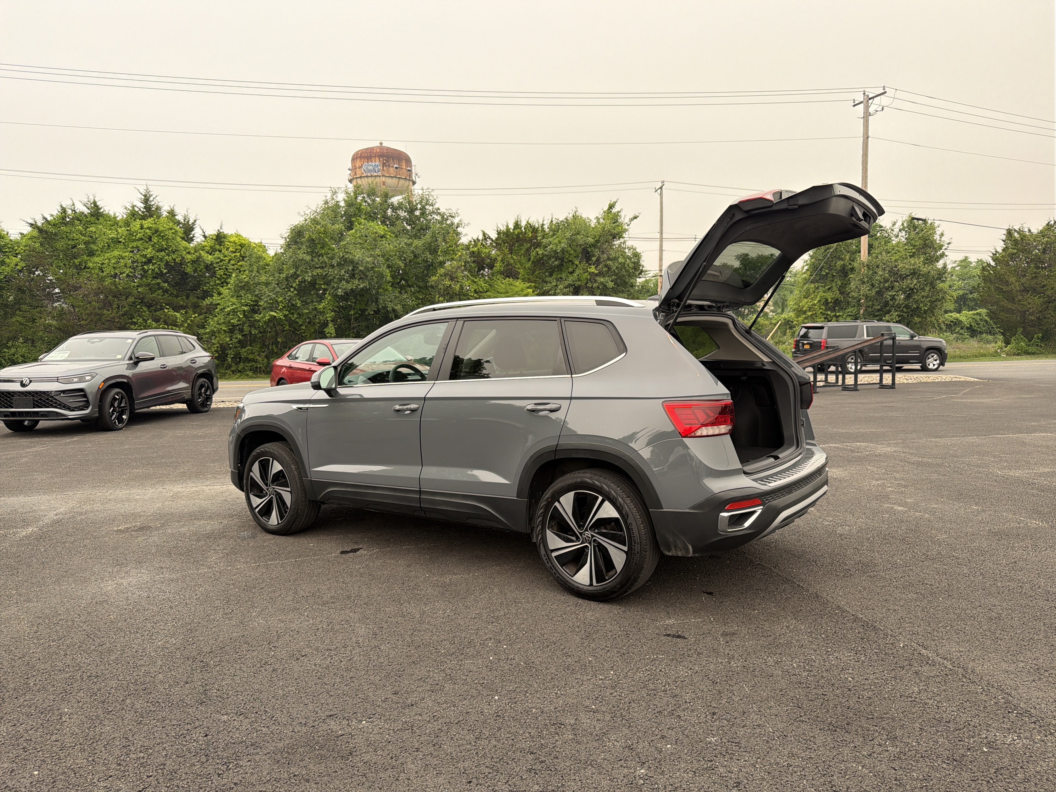 2023 Volkswagen Taos 1.5T SE