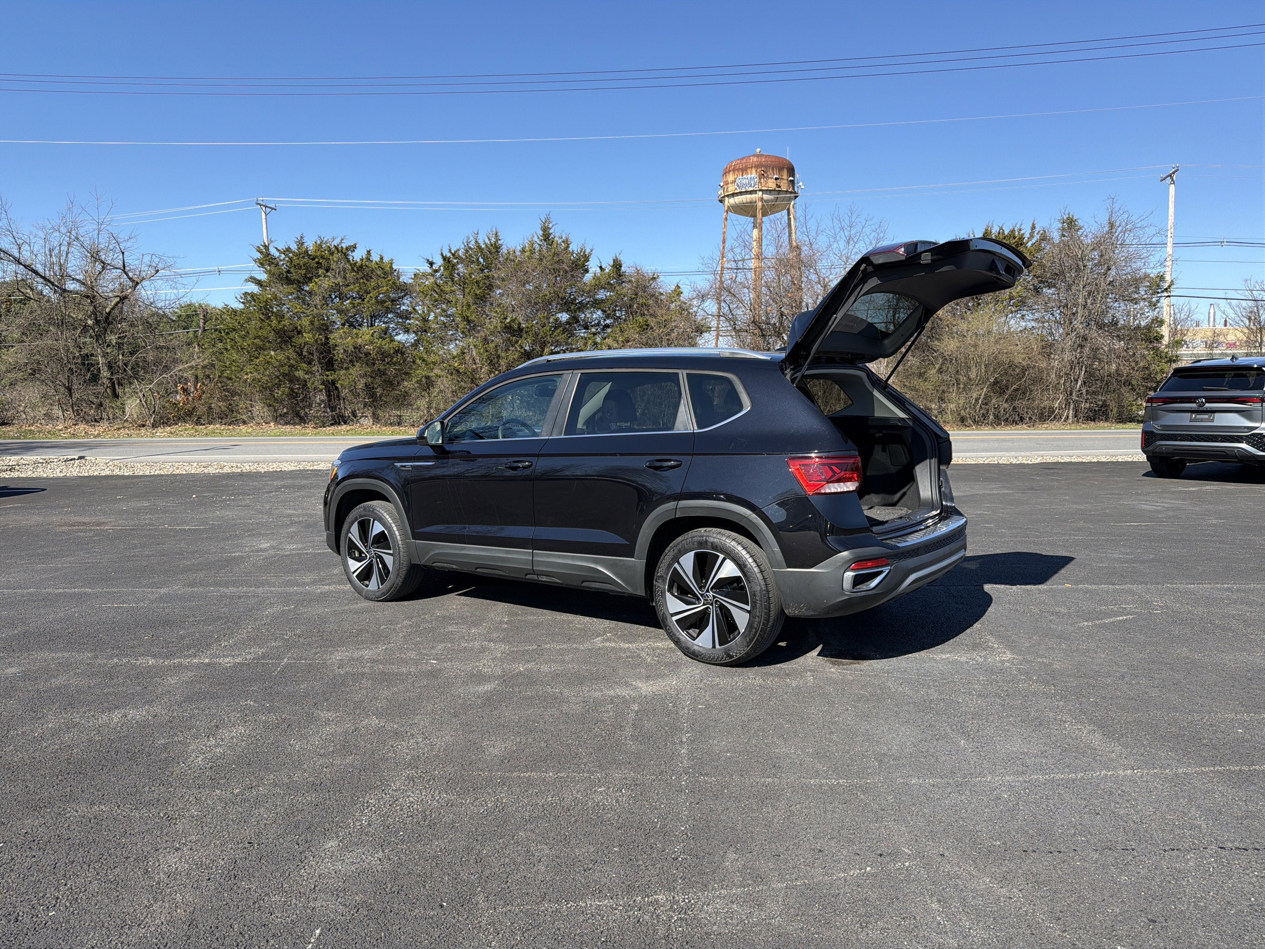 2024 Volkswagen Taos 1.5T SE