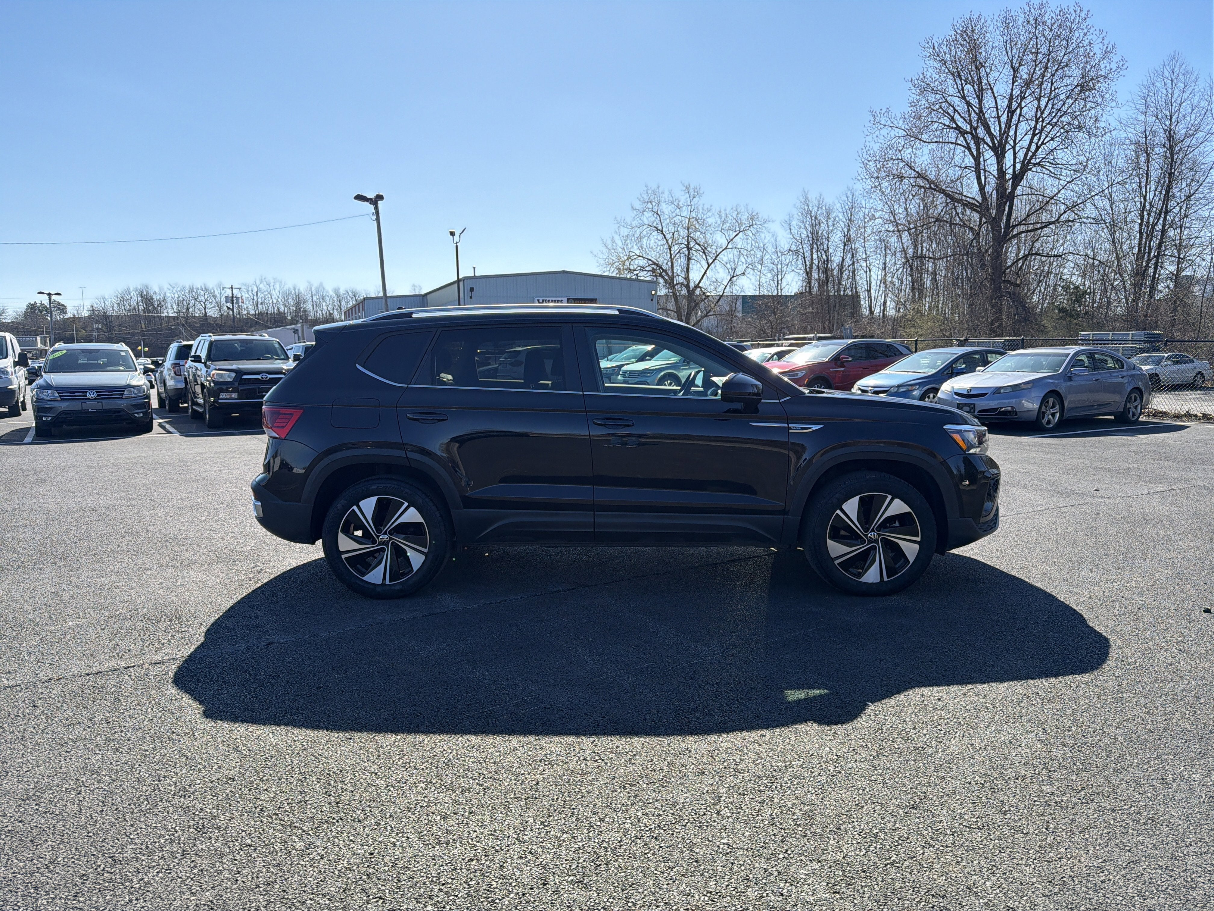 2024 Volkswagen Taos 1.5T SE