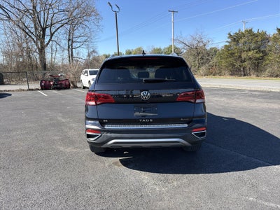 2024 Volkswagen Taos 1.5T SE