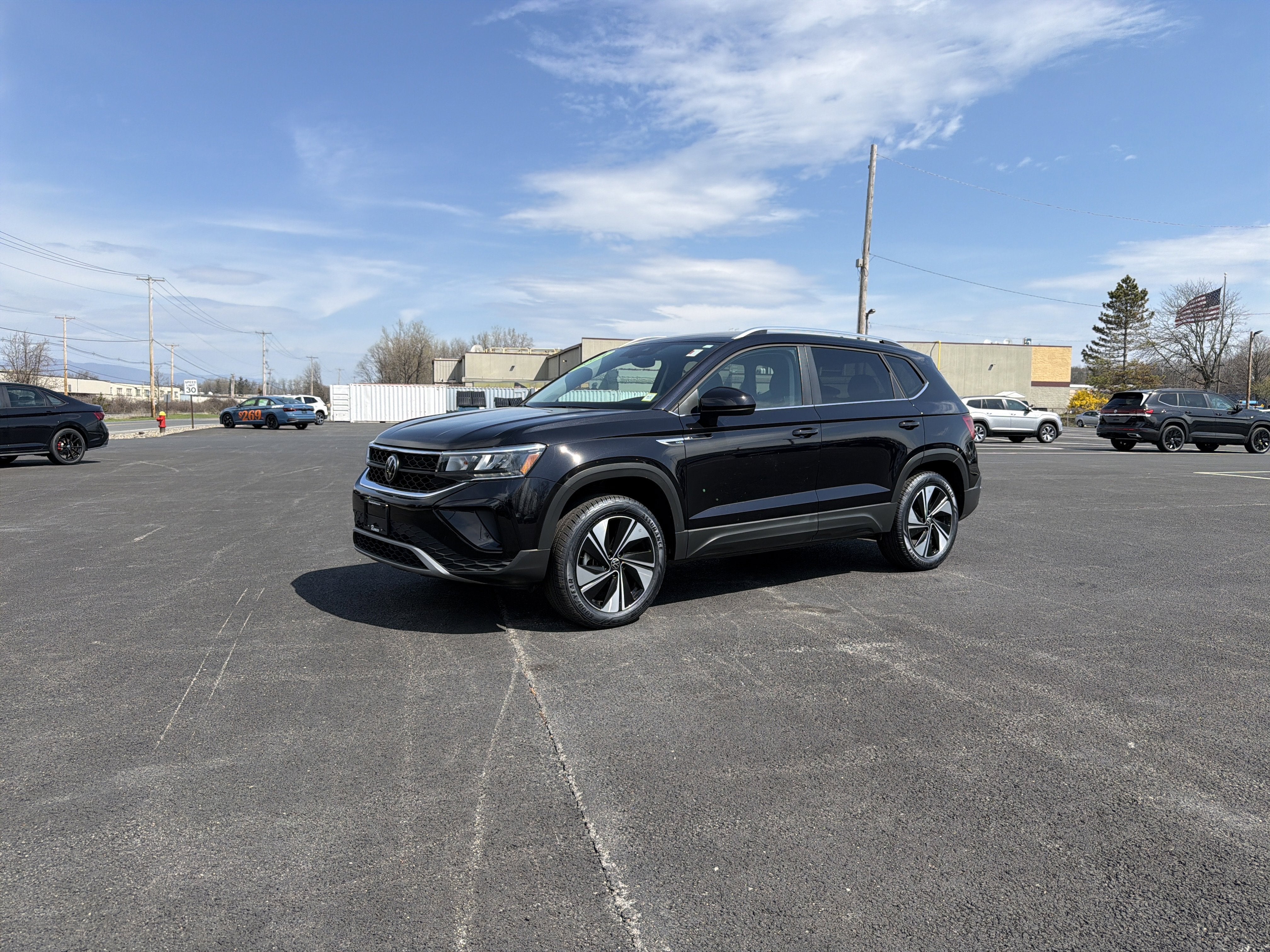 2024 Volkswagen Taos 1.5T SE