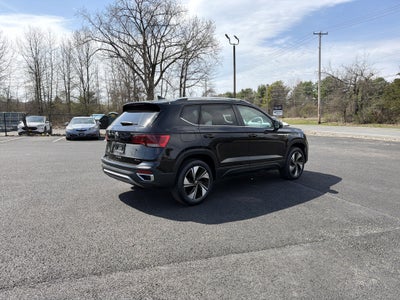 2024 Volkswagen Taos 1.5T SE