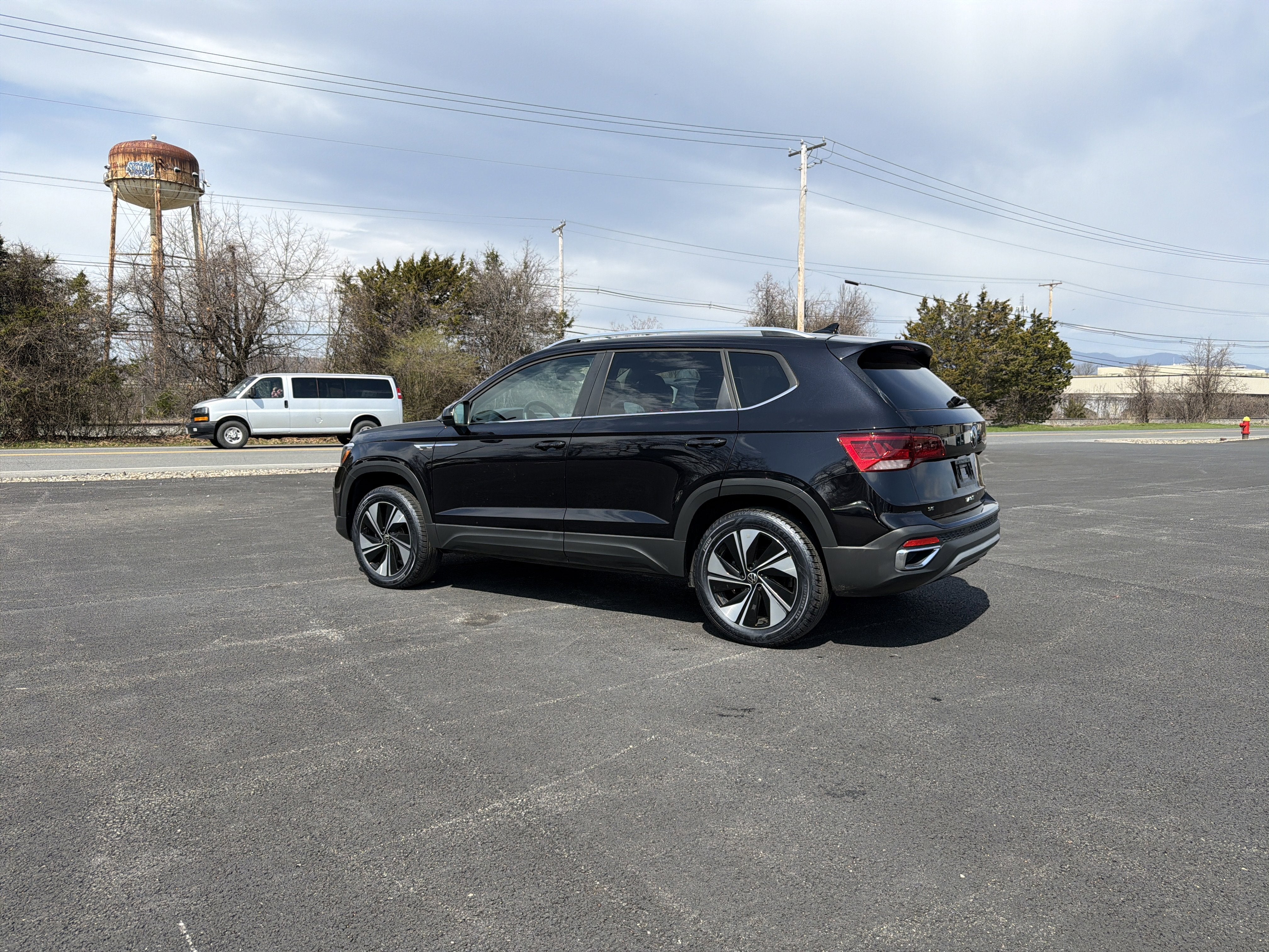 2024 Volkswagen Taos 1.5T SE