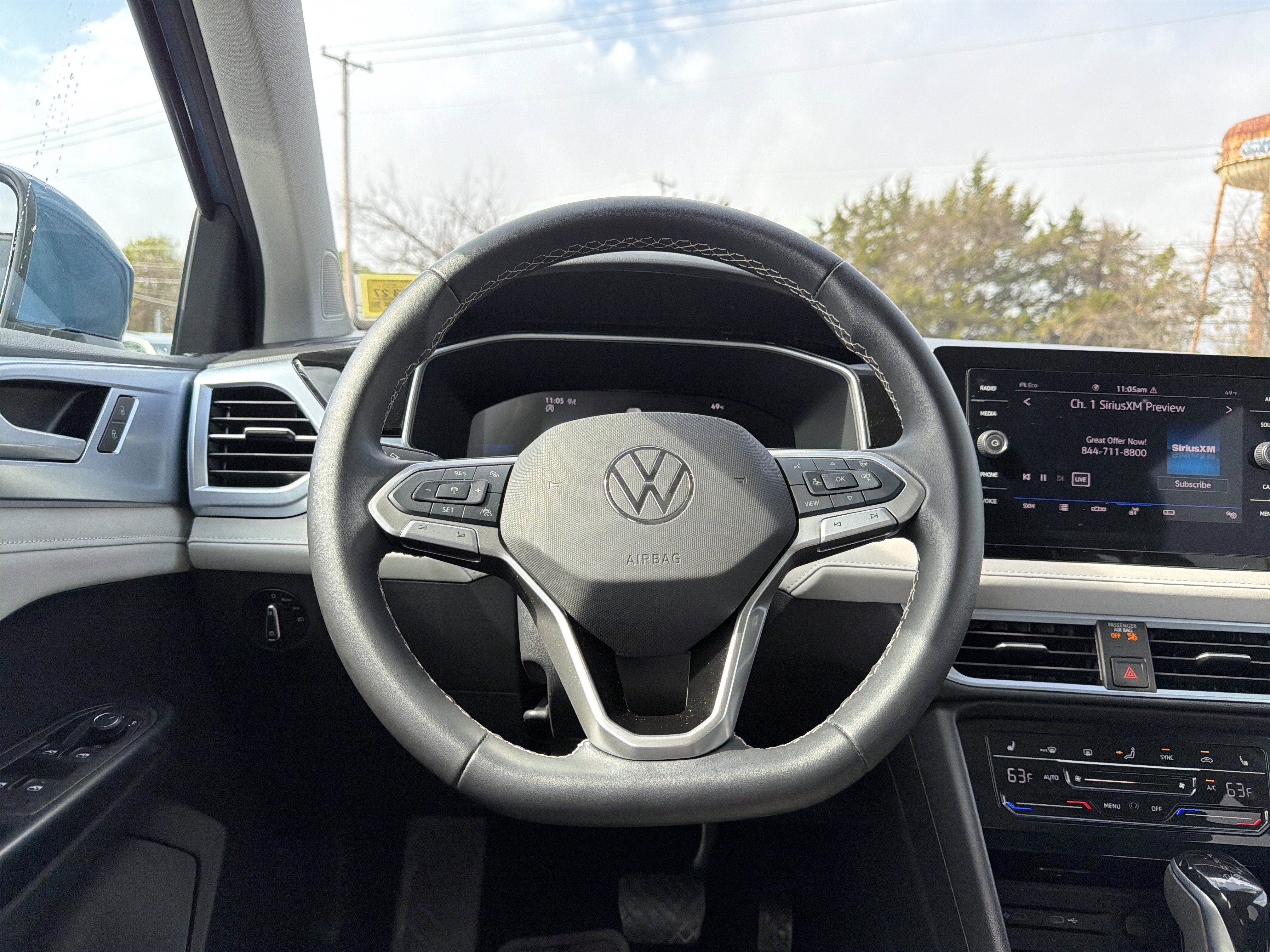 2025 Volkswagen Taos 1.5T SE