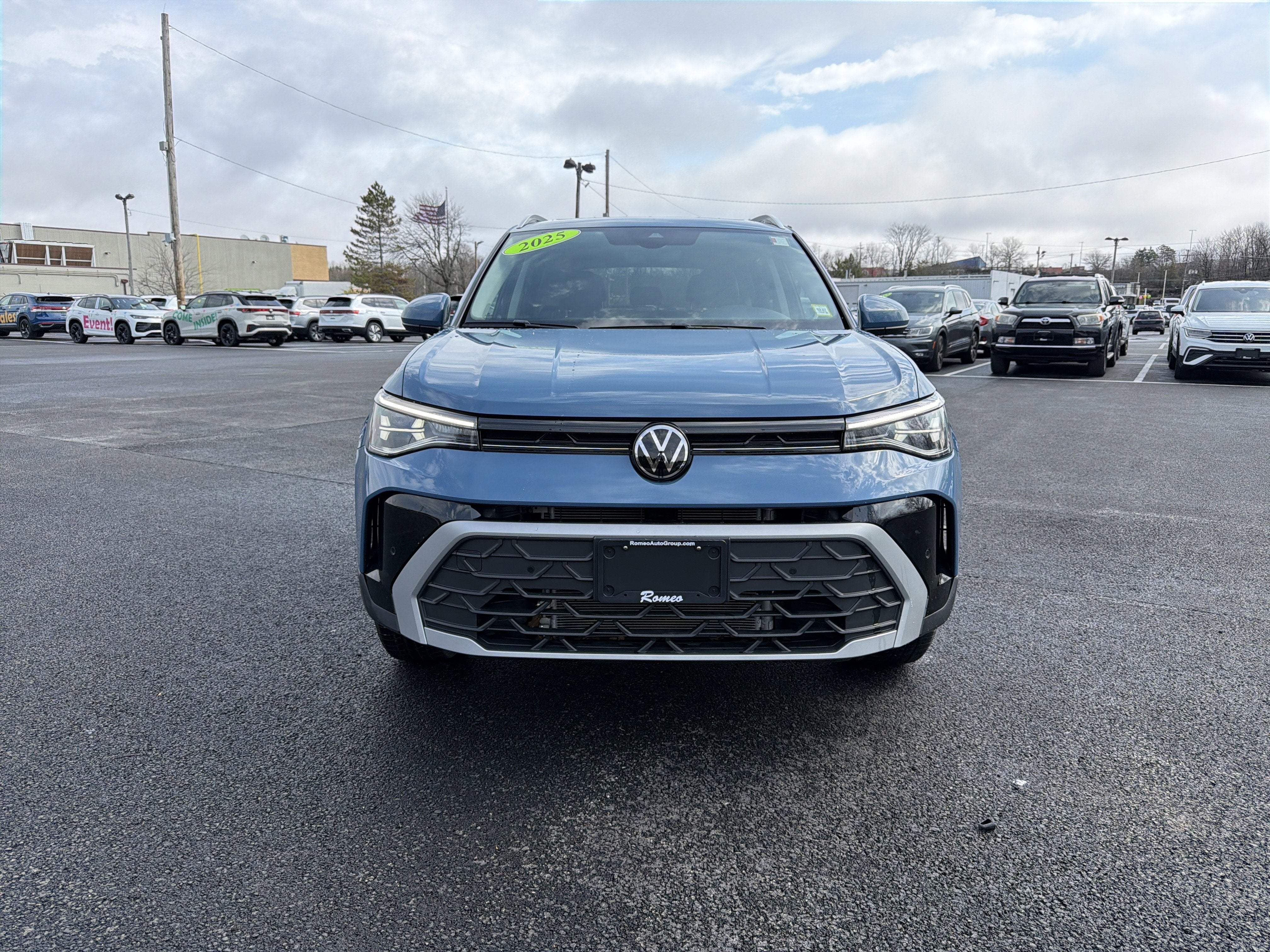 2025 Volkswagen Taos 1.5T SE