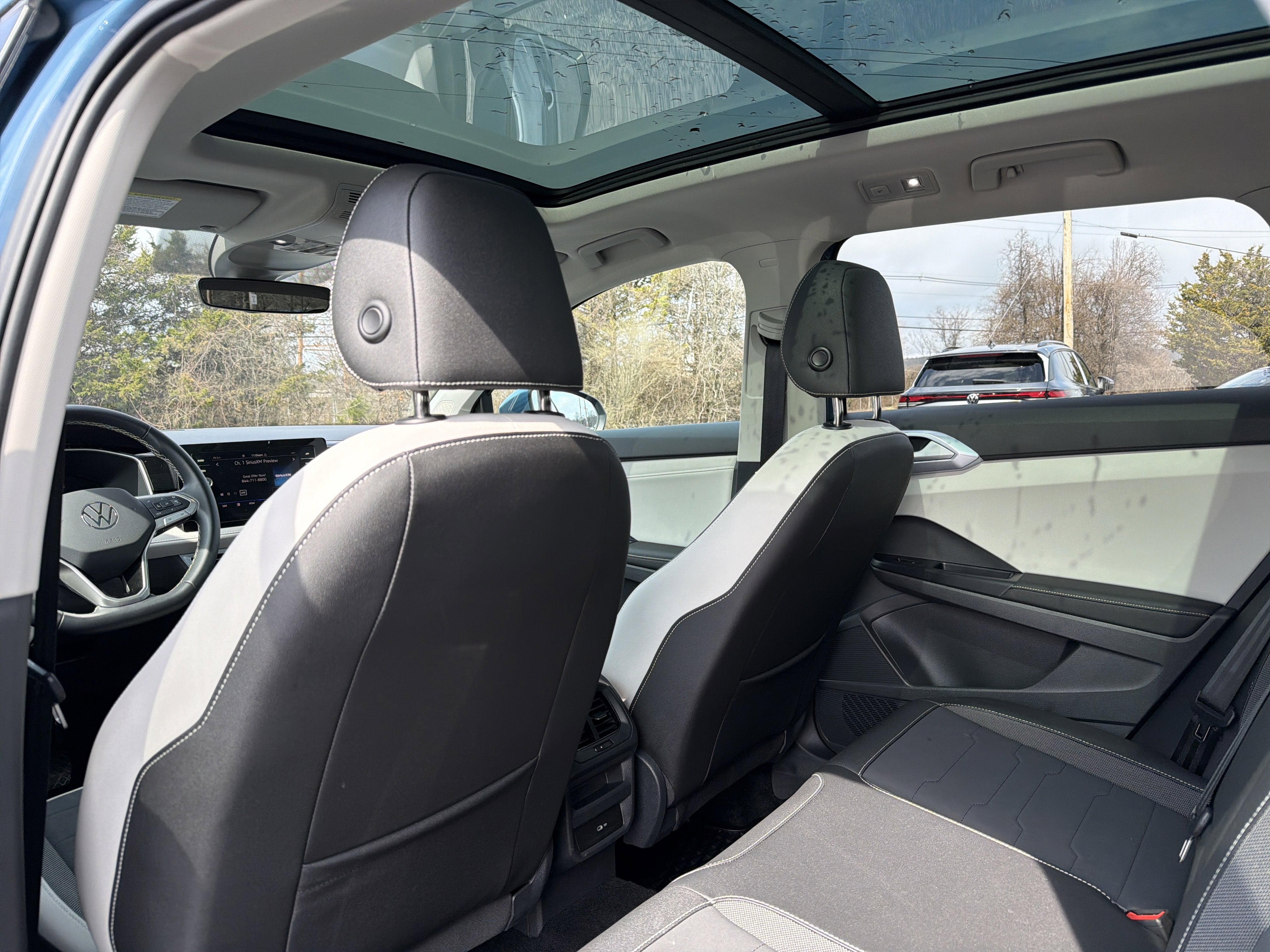 2025 Volkswagen Taos 1.5T SE