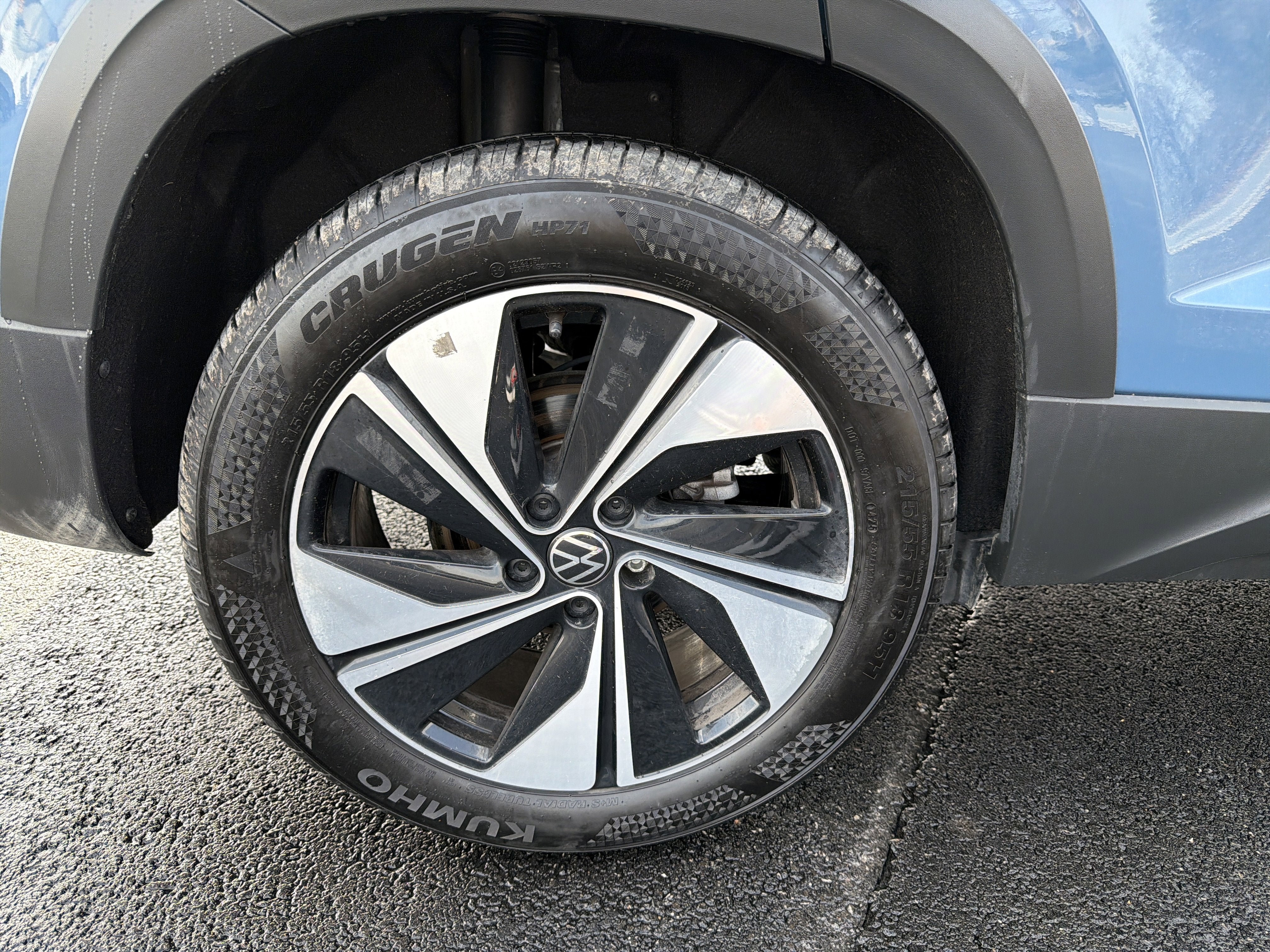 2025 Volkswagen Taos 1.5T SE