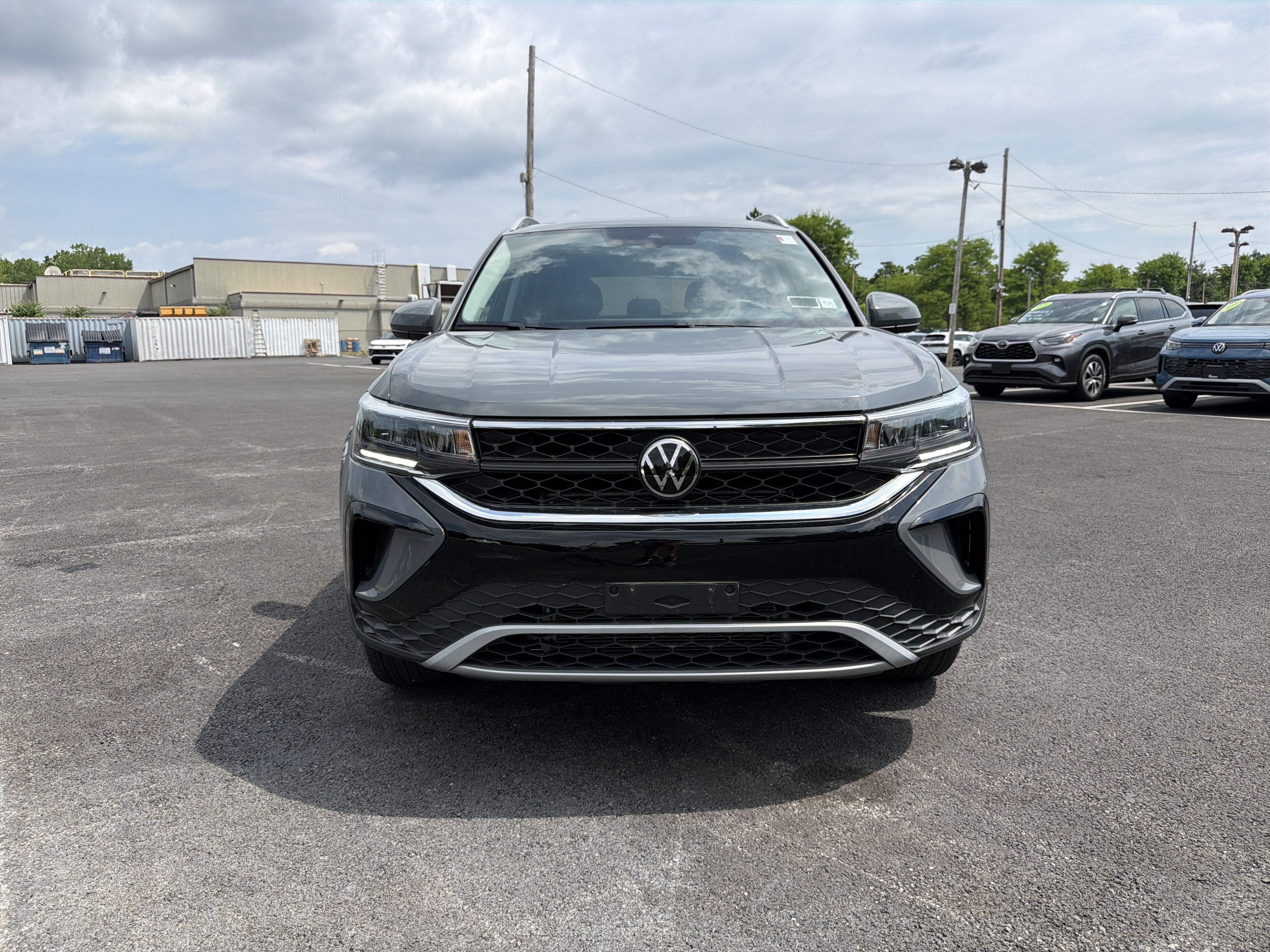 2023 Volkswagen Taos 1.5T SE