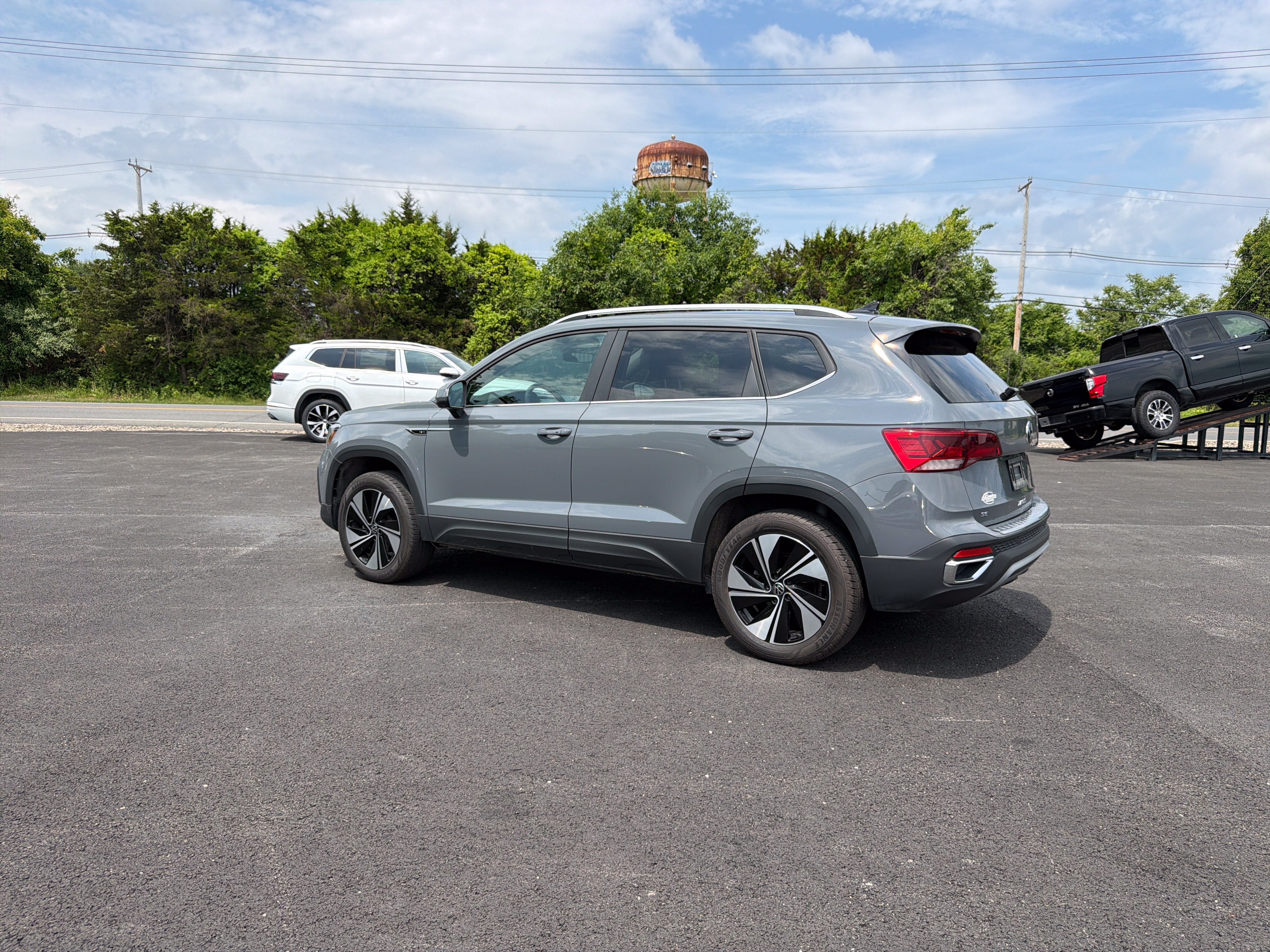 2023 Volkswagen Taos 1.5T SE