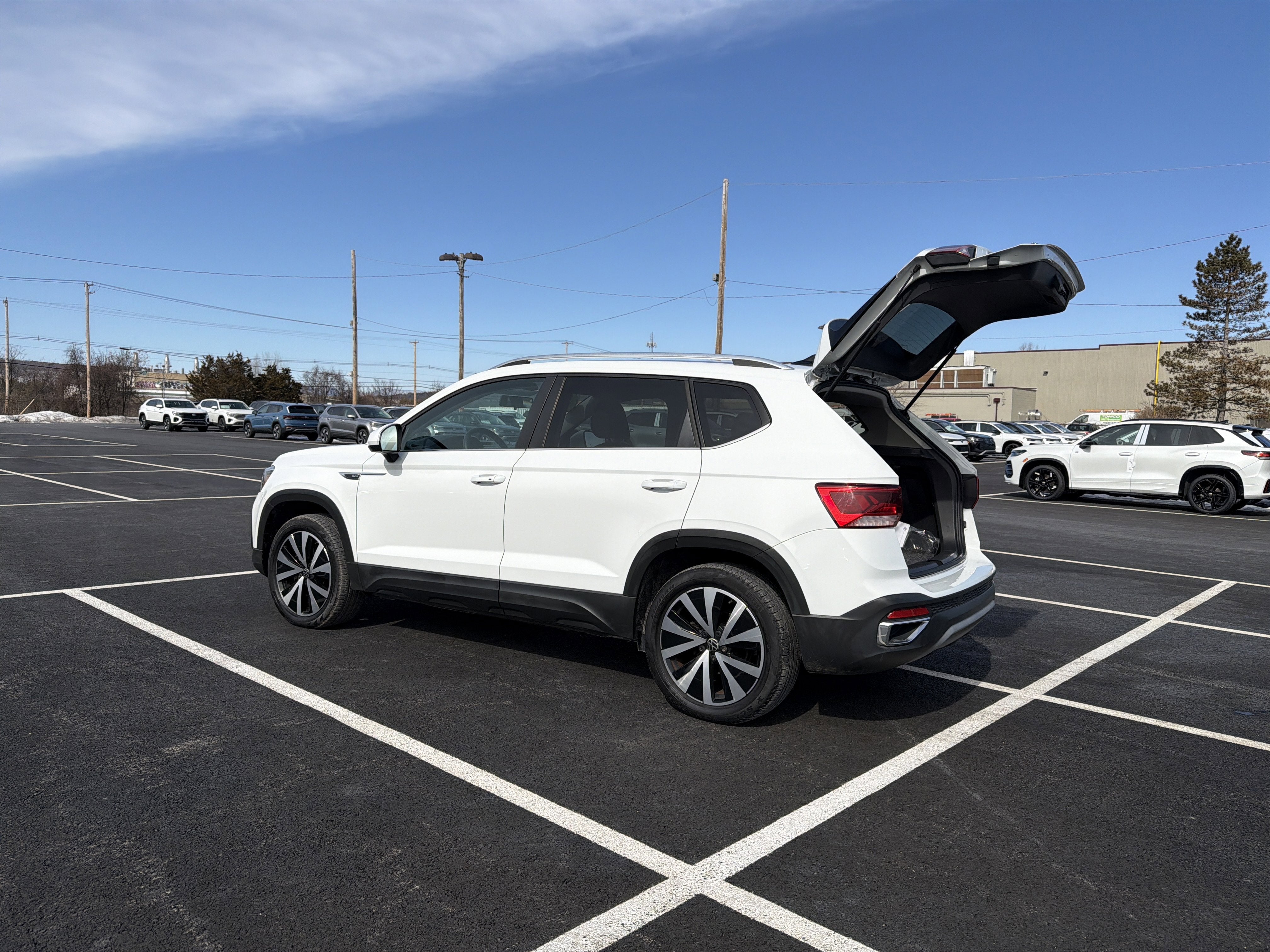 2022 Volkswagen Taos 1.5T SE