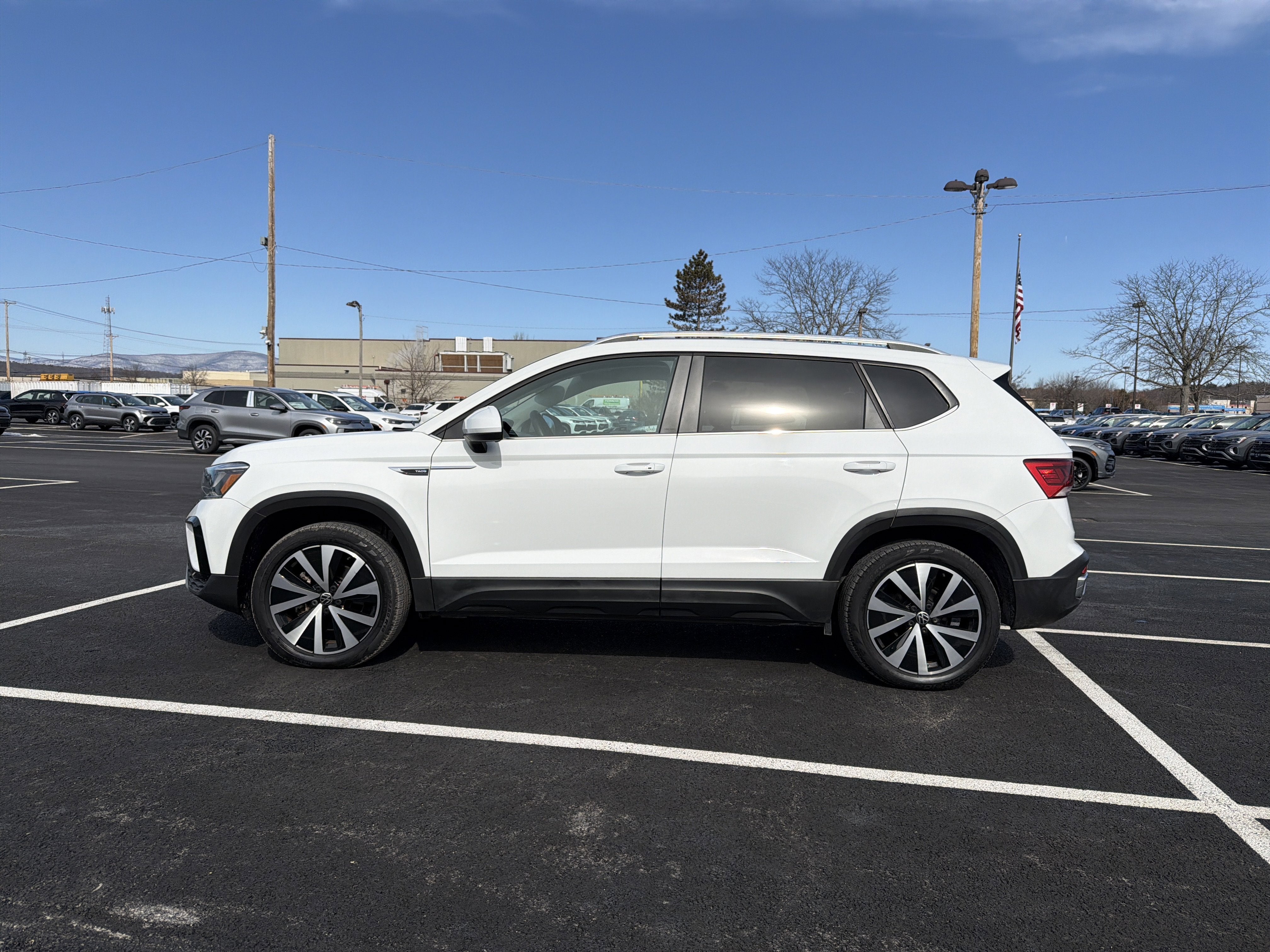 2022 Volkswagen Taos 1.5T SE