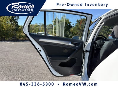 2016 Volkswagen Golf TSI SE 4-Door