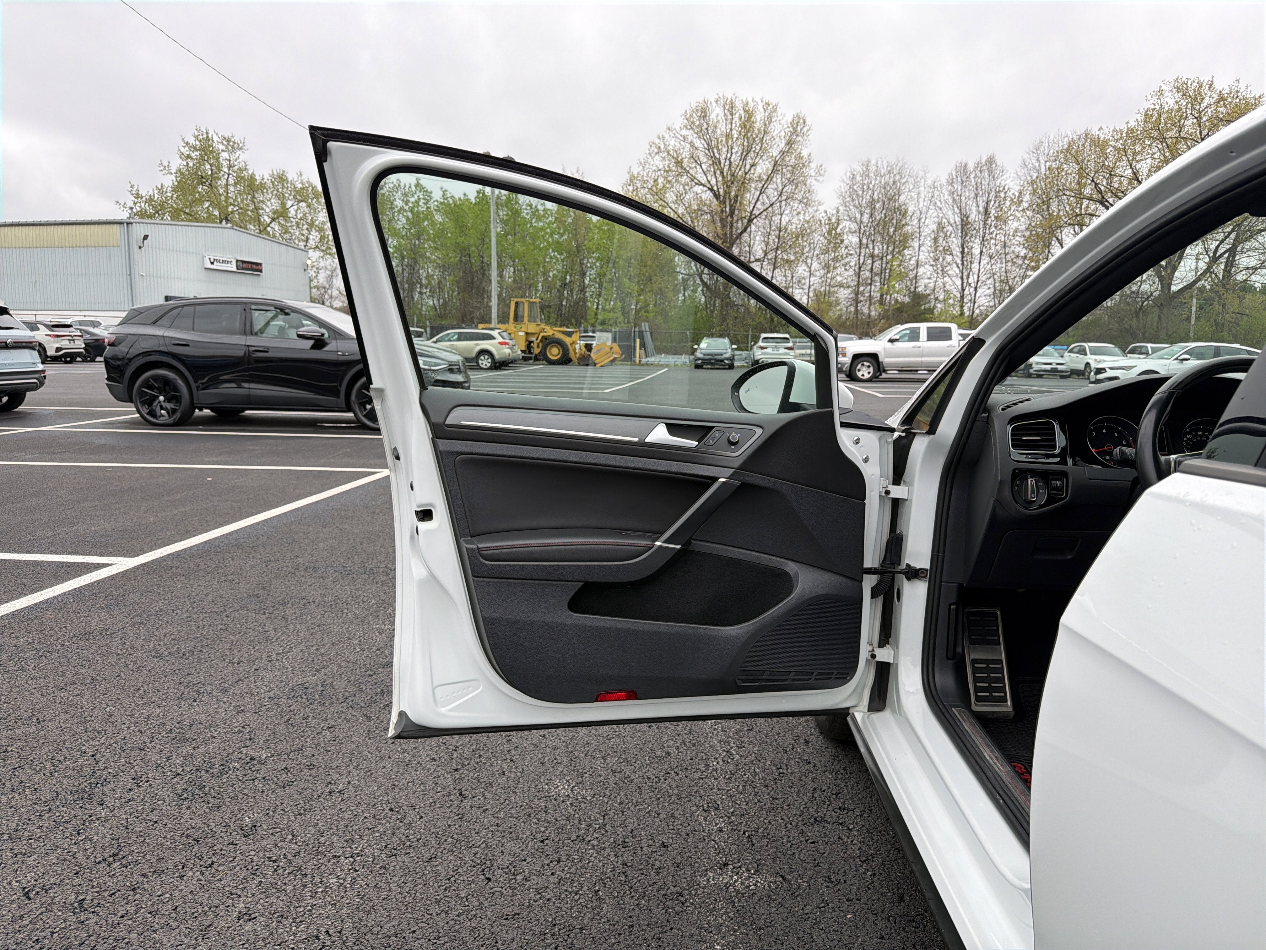 2018 Volkswagen Golf GTI 2.0T SE