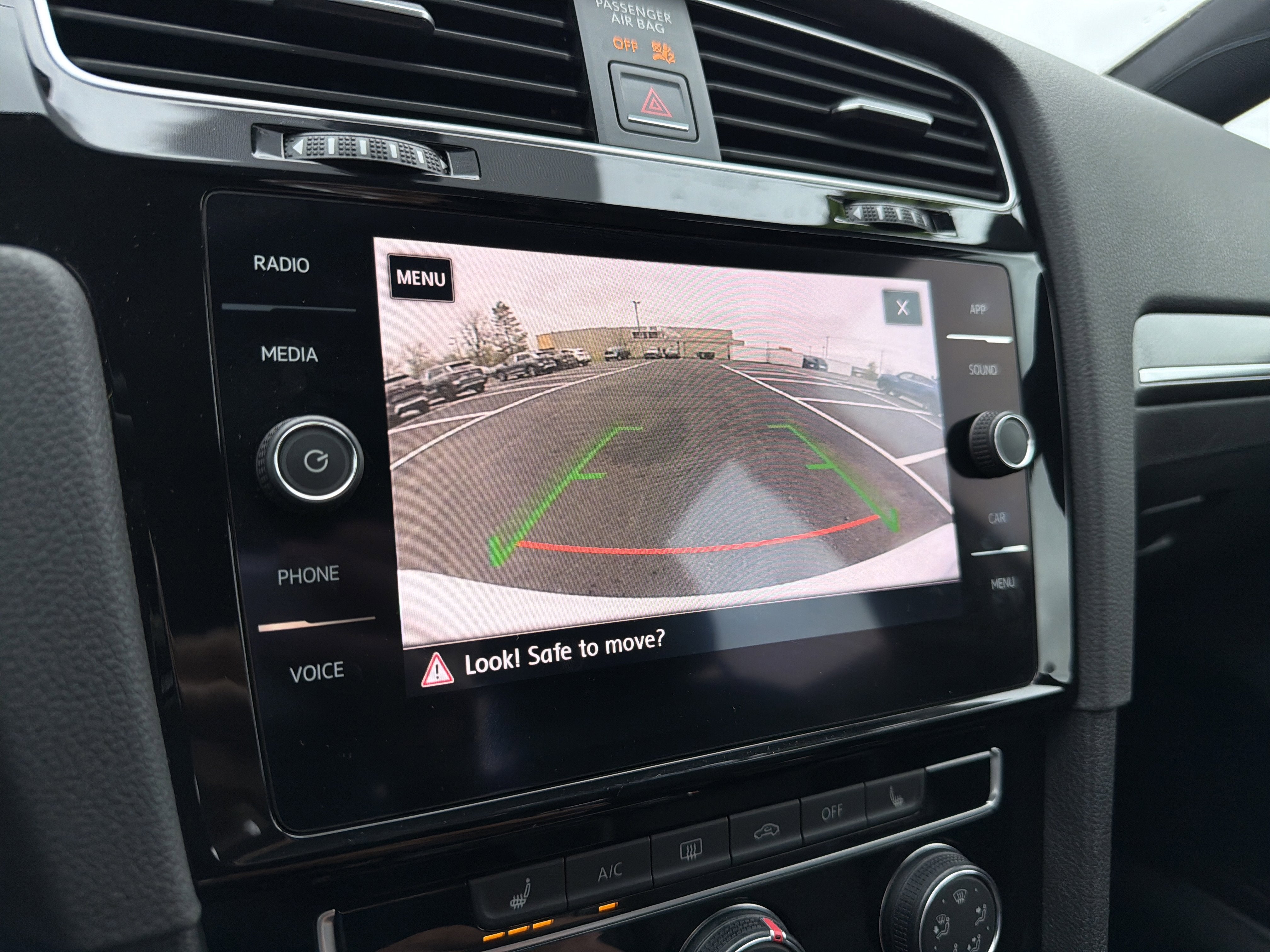 2018 Volkswagen Golf GTI 2.0T SE