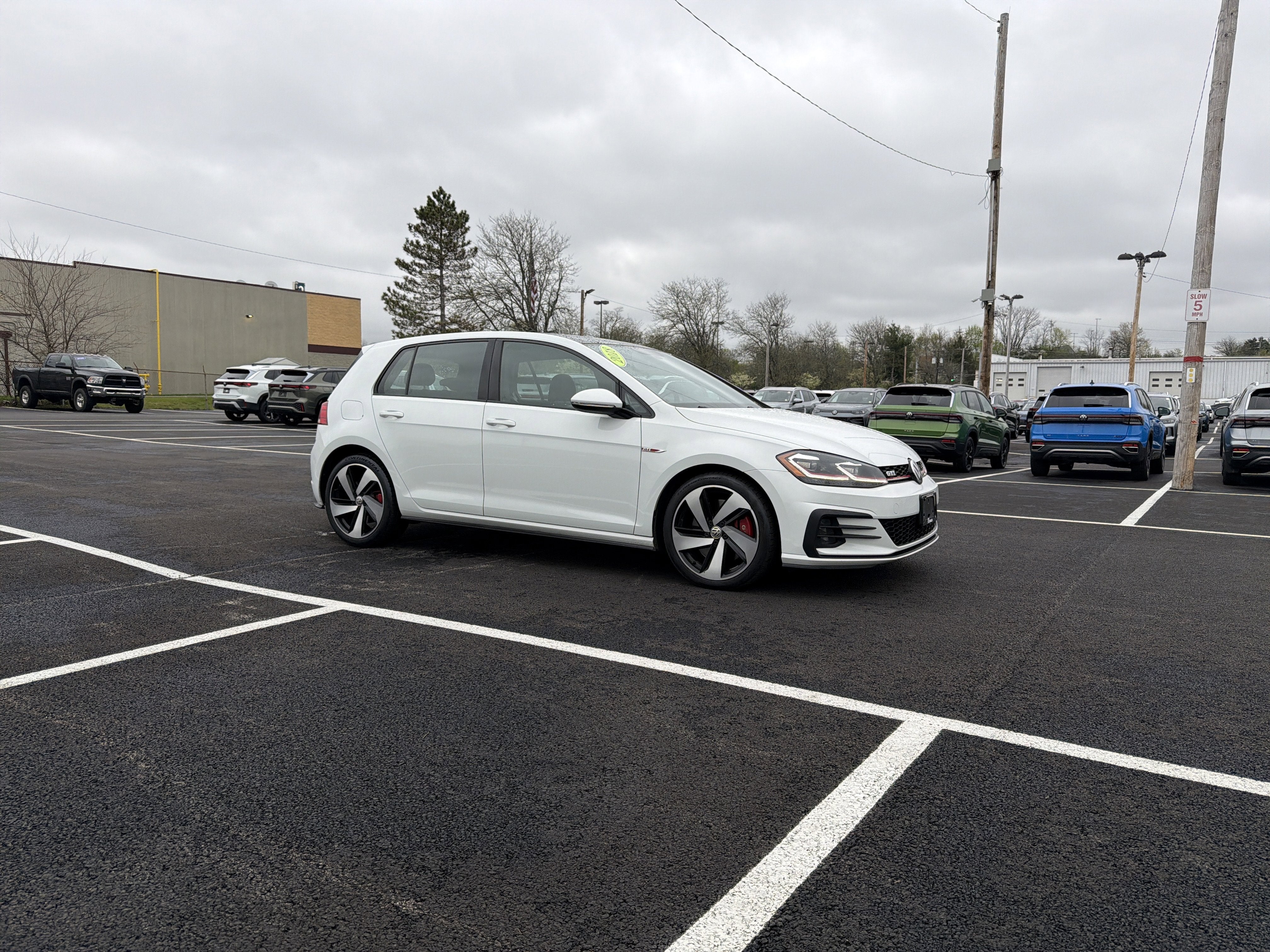 2018 Volkswagen Golf GTI 2.0T SE