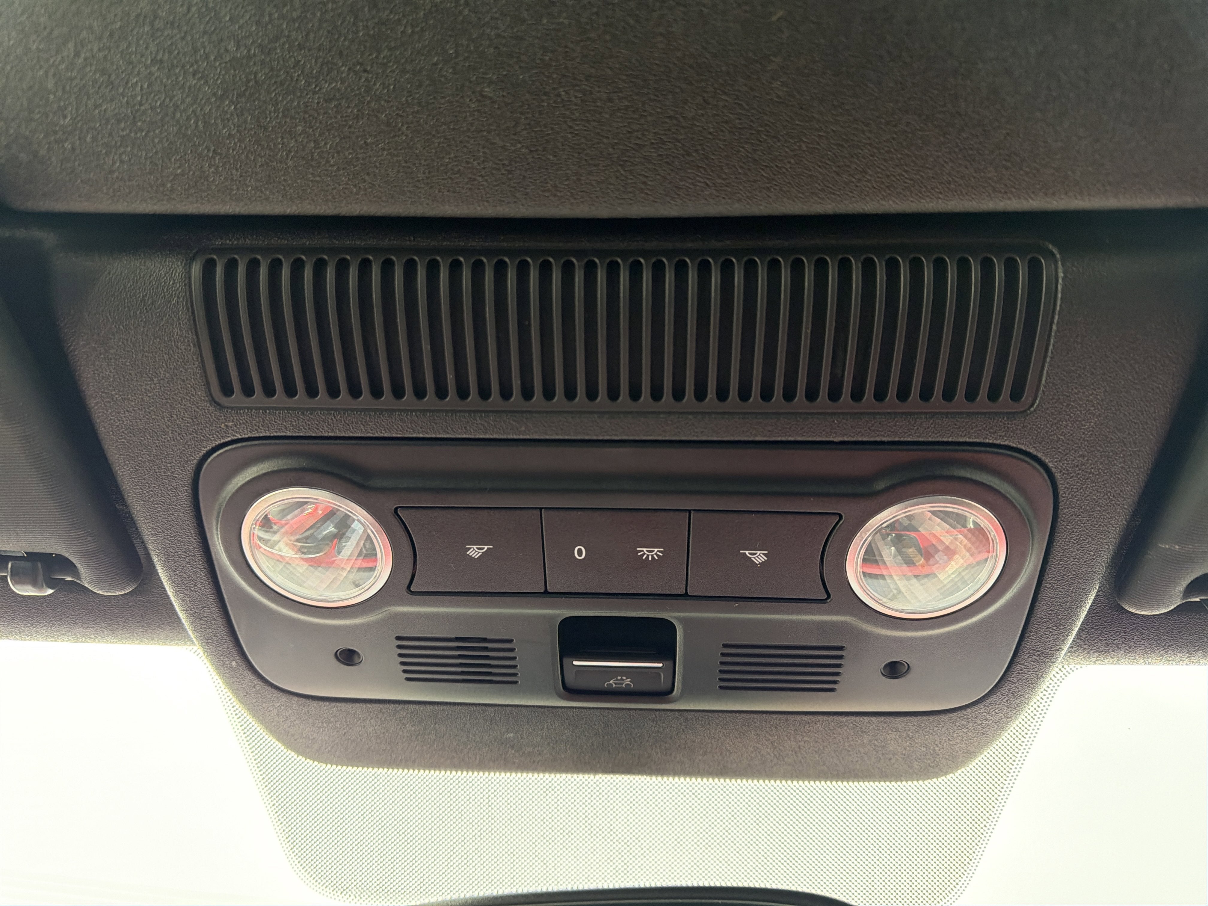 2019 Volkswagen Beetle Convertible 2.0T S