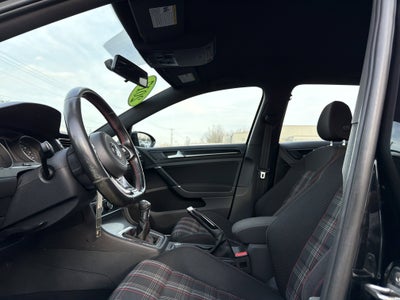 2017 Volkswagen Golf GTI S