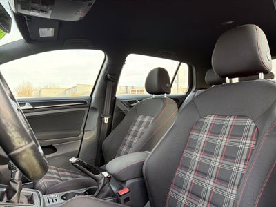 2017 Volkswagen Golf GTI S