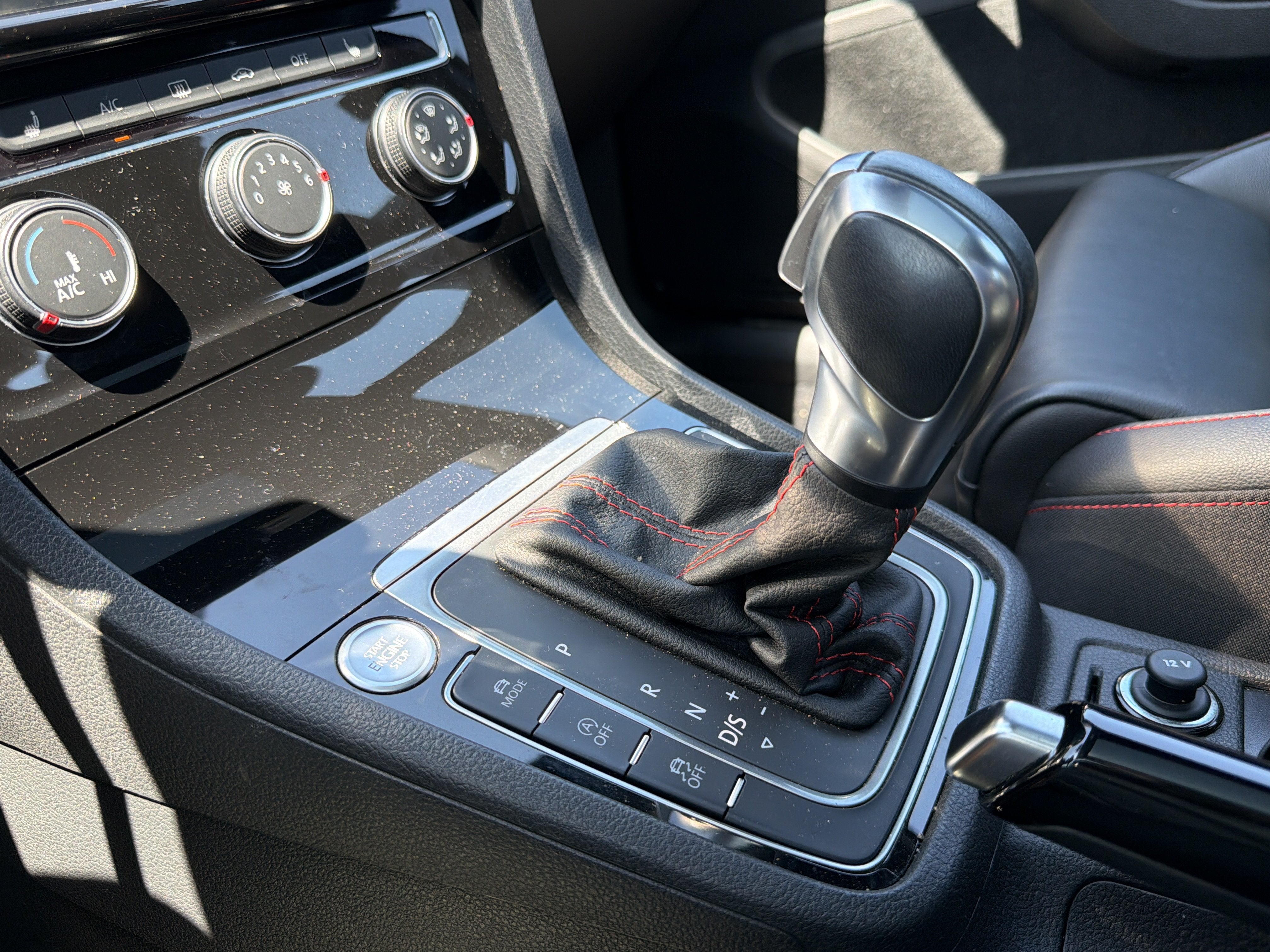 2021 Volkswagen Golf GTI 2.0T SE