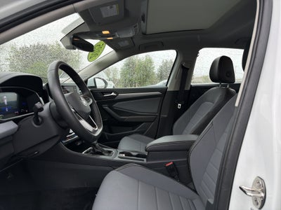 2025 Volkswagen Jetta 1.5T SE