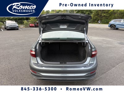 2025 Volkswagen Jetta 1.5T SE