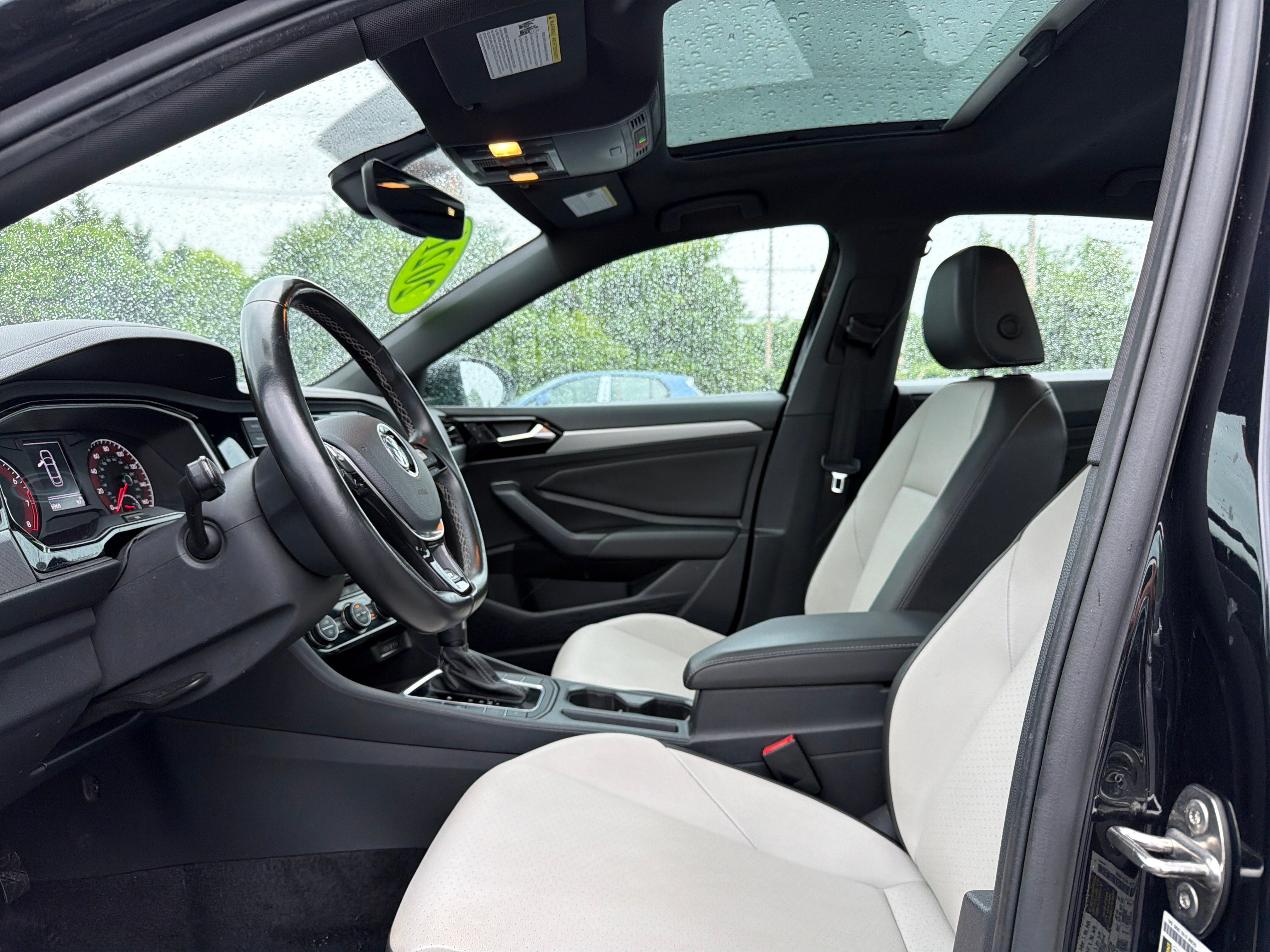2021 Volkswagen Jetta R-Line