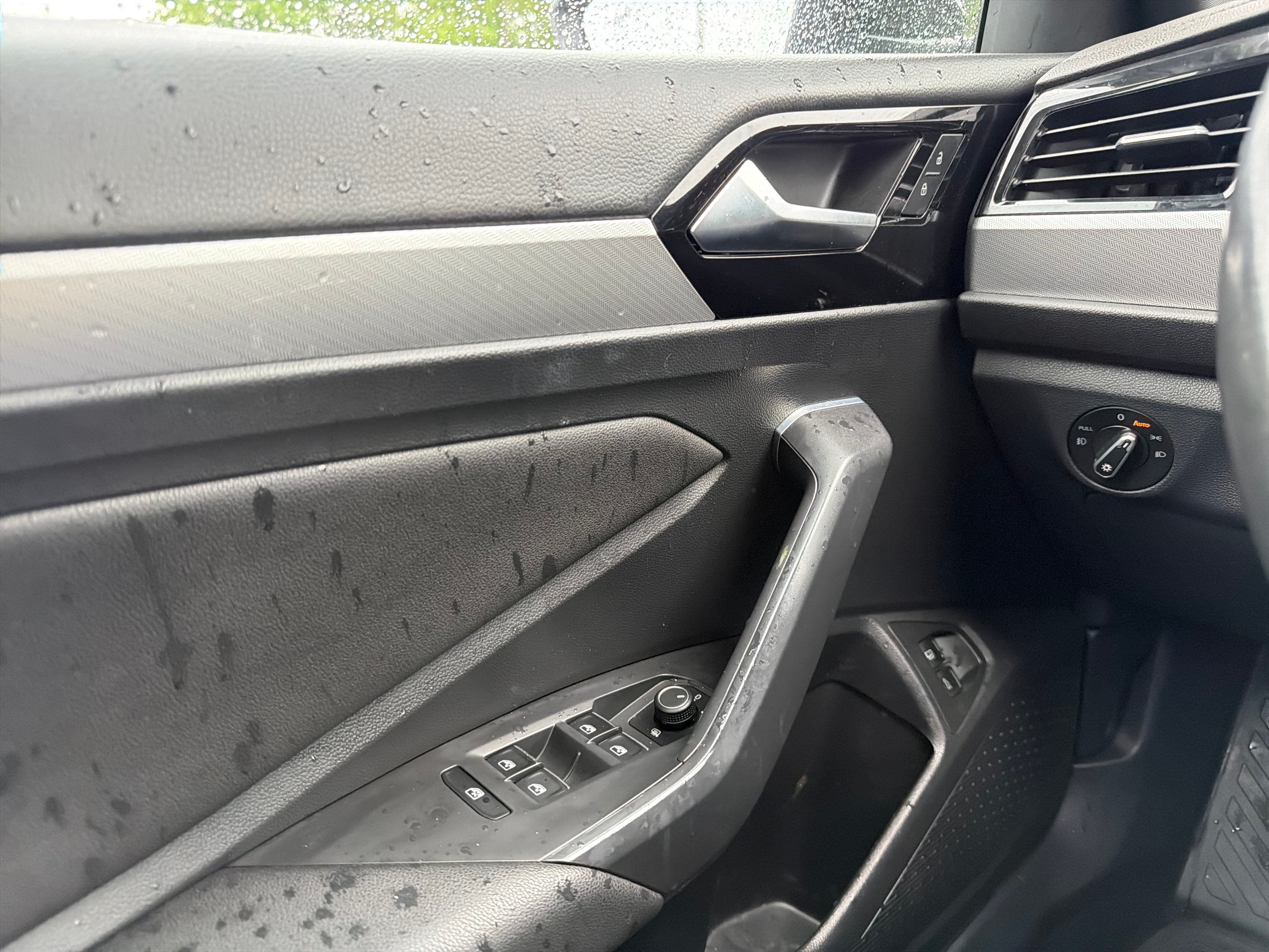 2021 Volkswagen Jetta R-Line