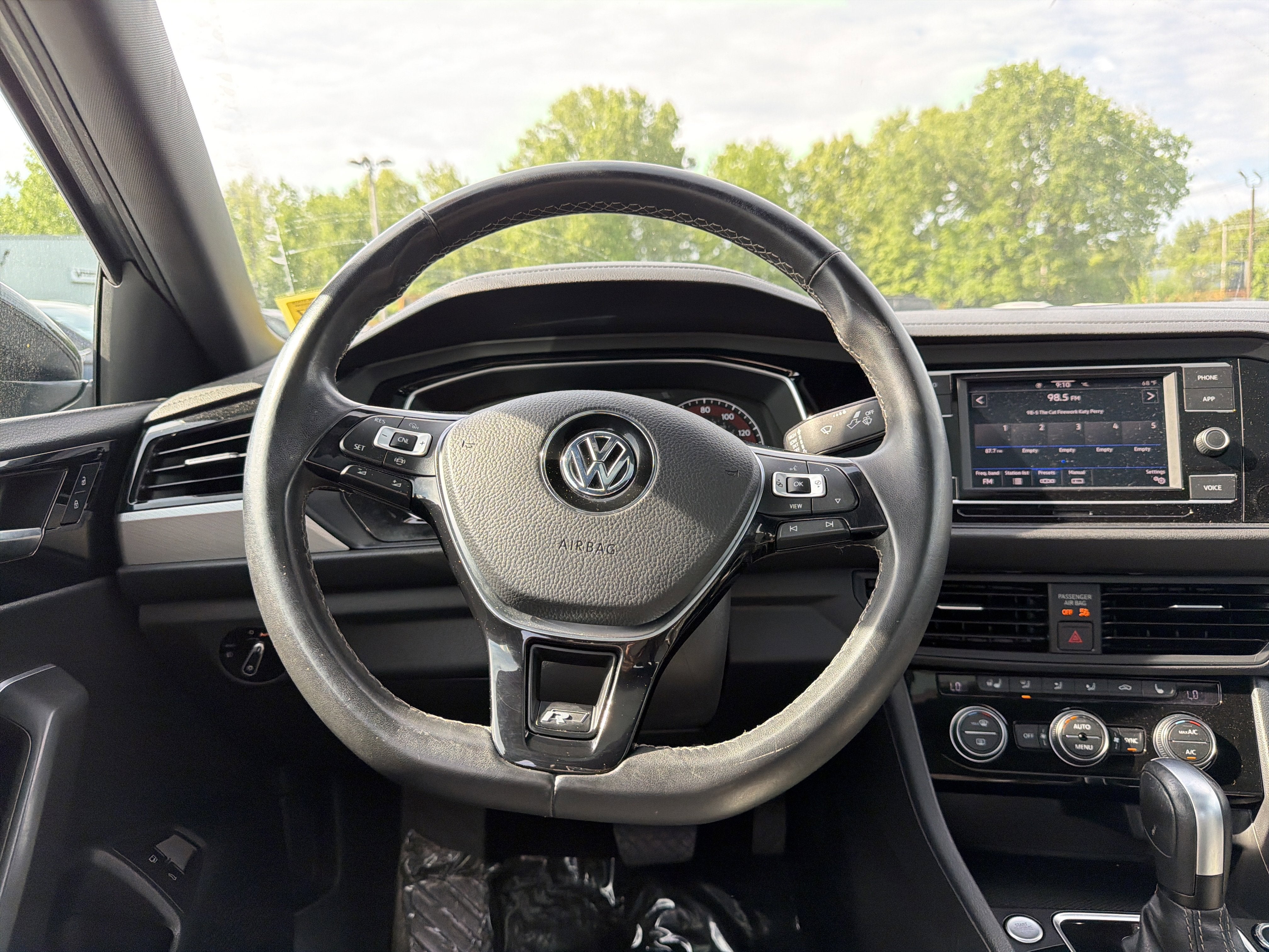 2021 Volkswagen Jetta R-Line