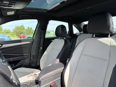 2021 Volkswagen Jetta R-Line