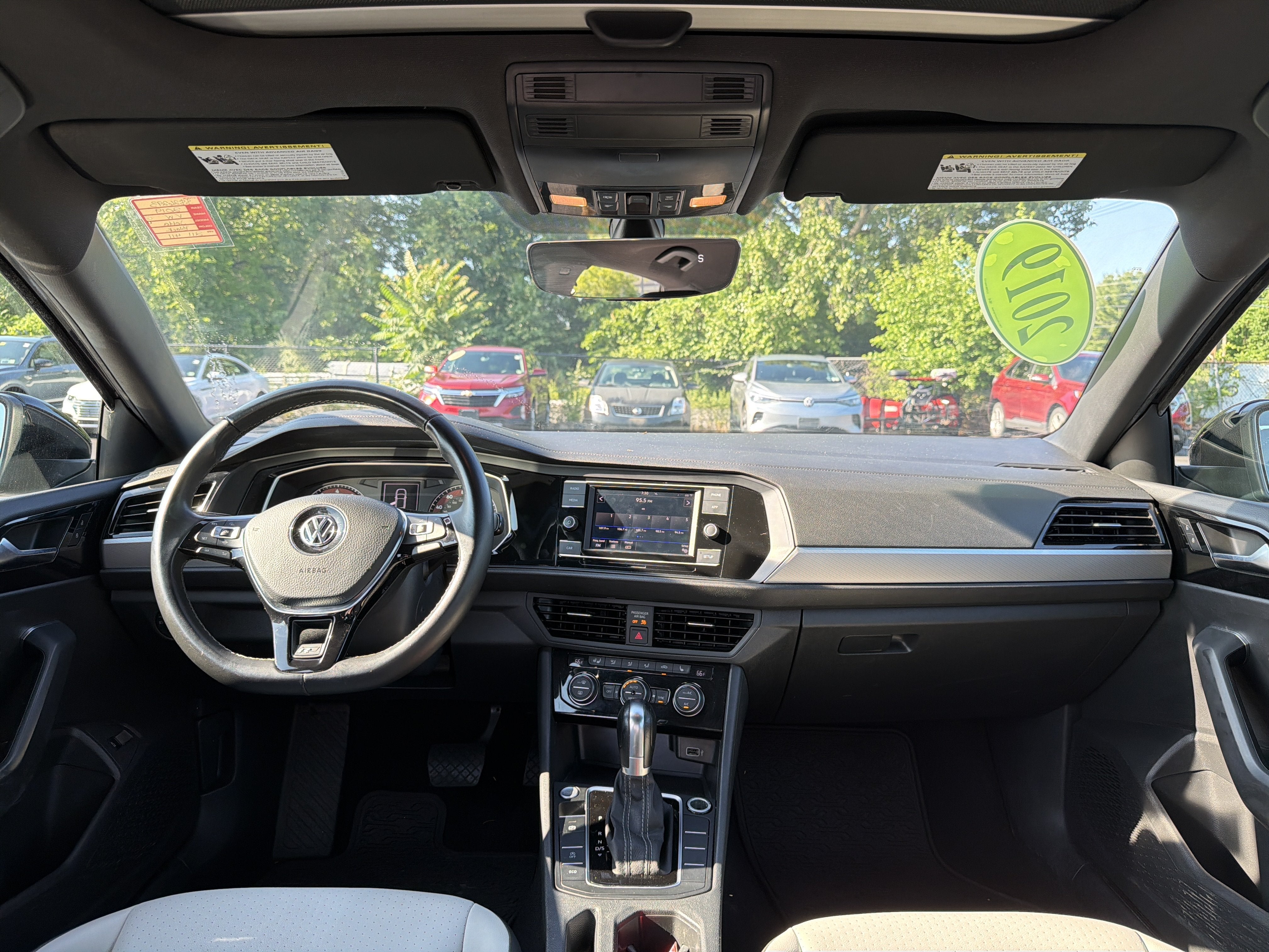 2019 Volkswagen Jetta R-Line