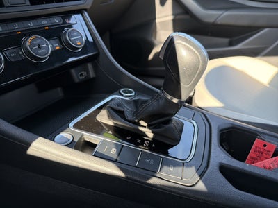 2019 Volkswagen Jetta R-Line