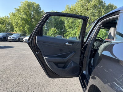2019 Volkswagen Jetta R-Line