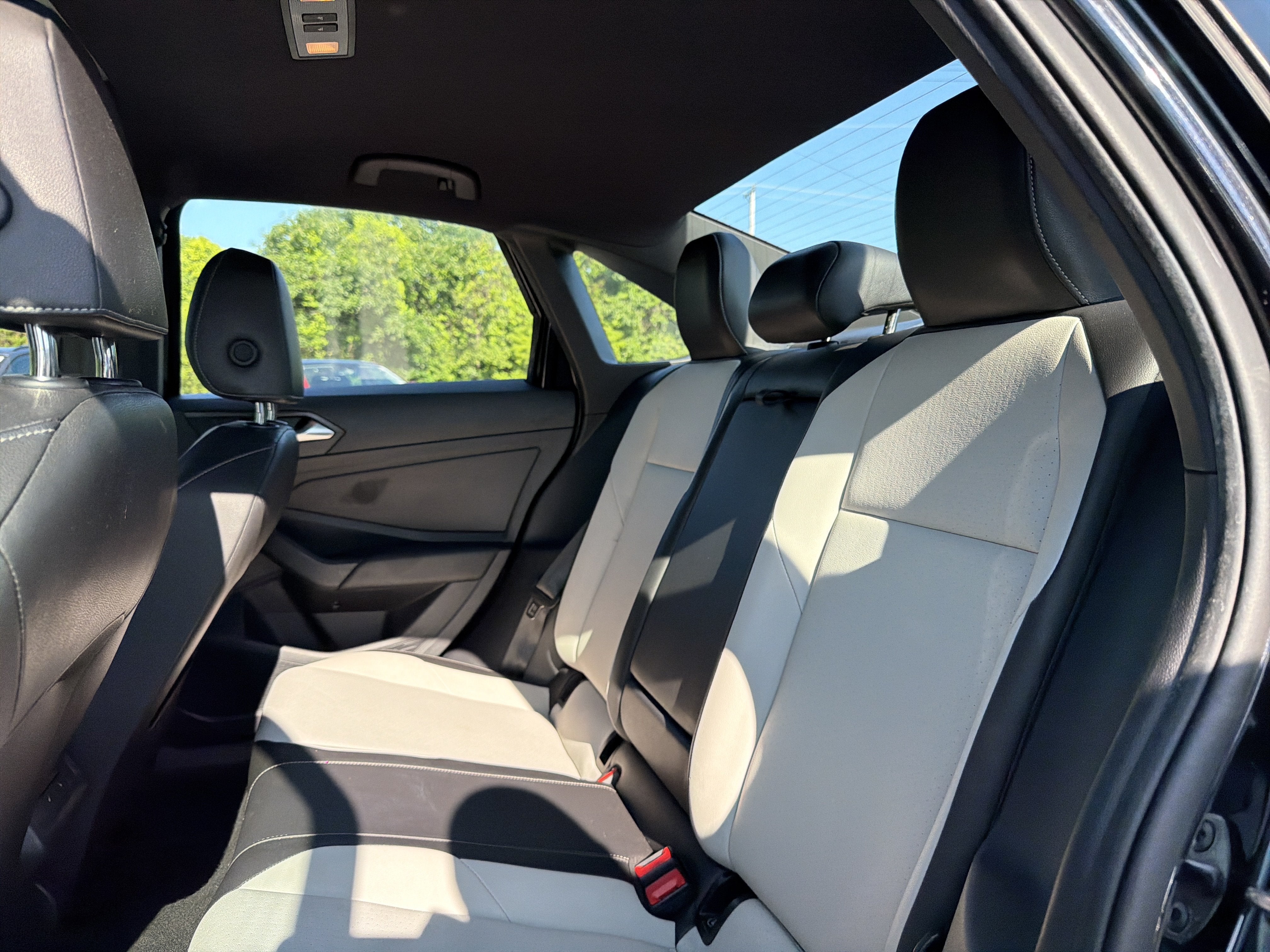 2019 Volkswagen Jetta R-Line