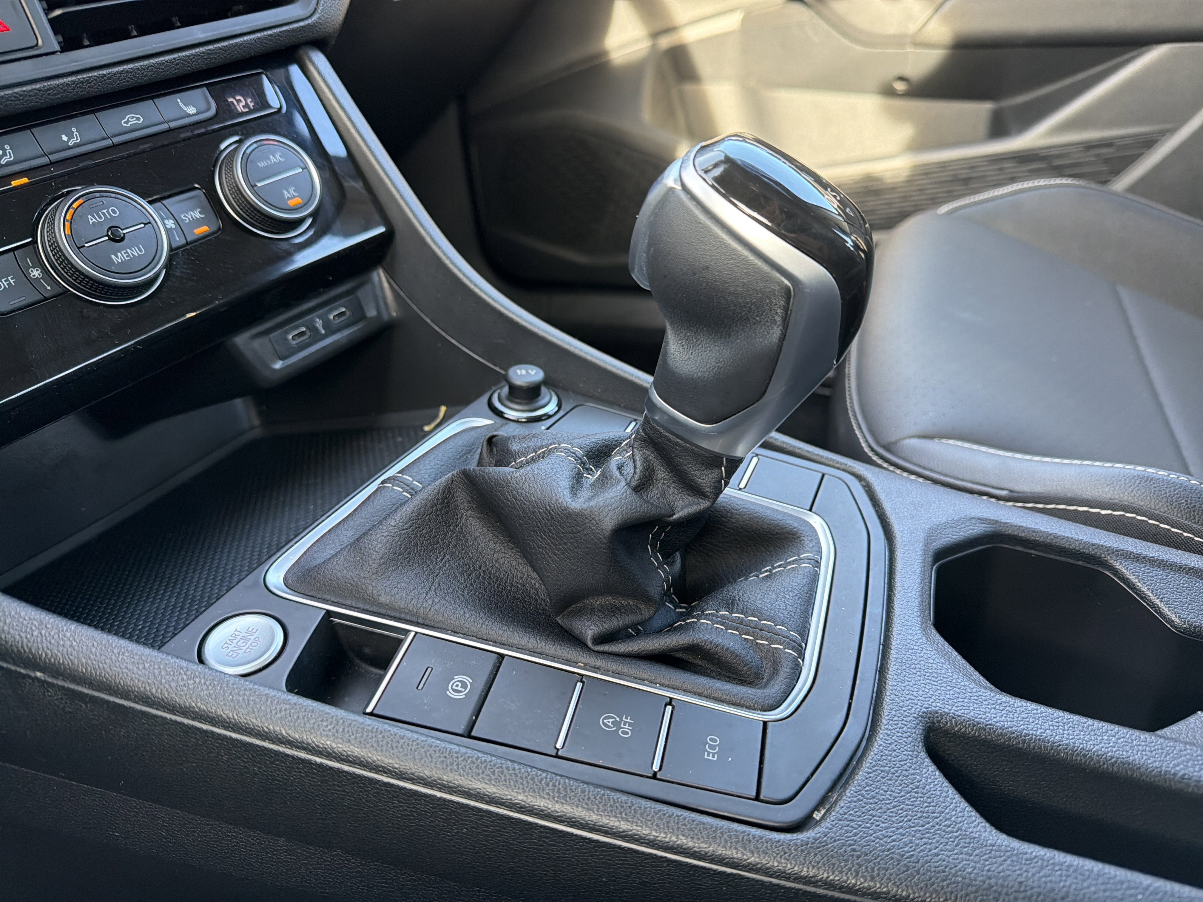 2022 Volkswagen Jetta 1.5T SE