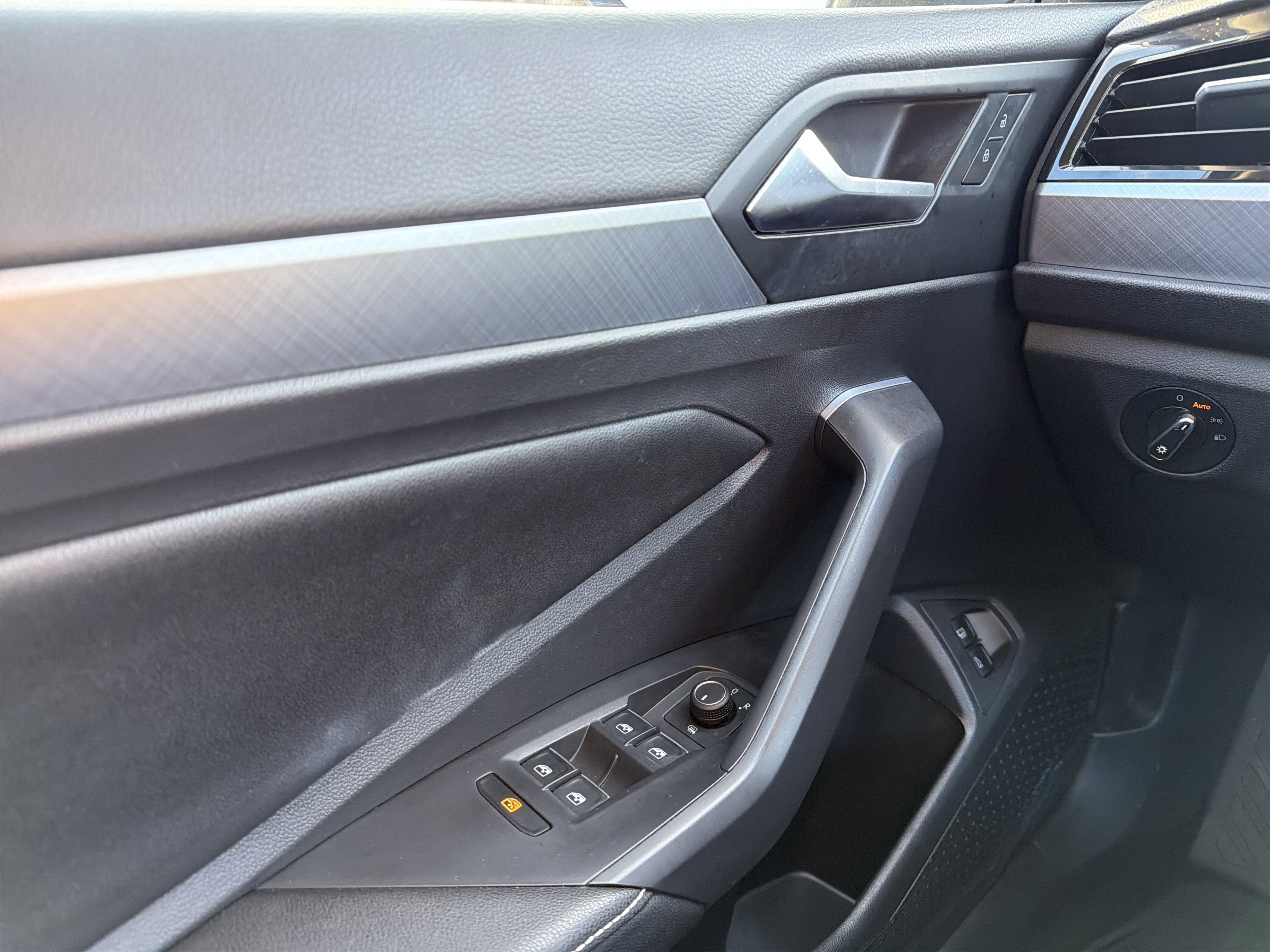 2022 Volkswagen Jetta 1.5T SE