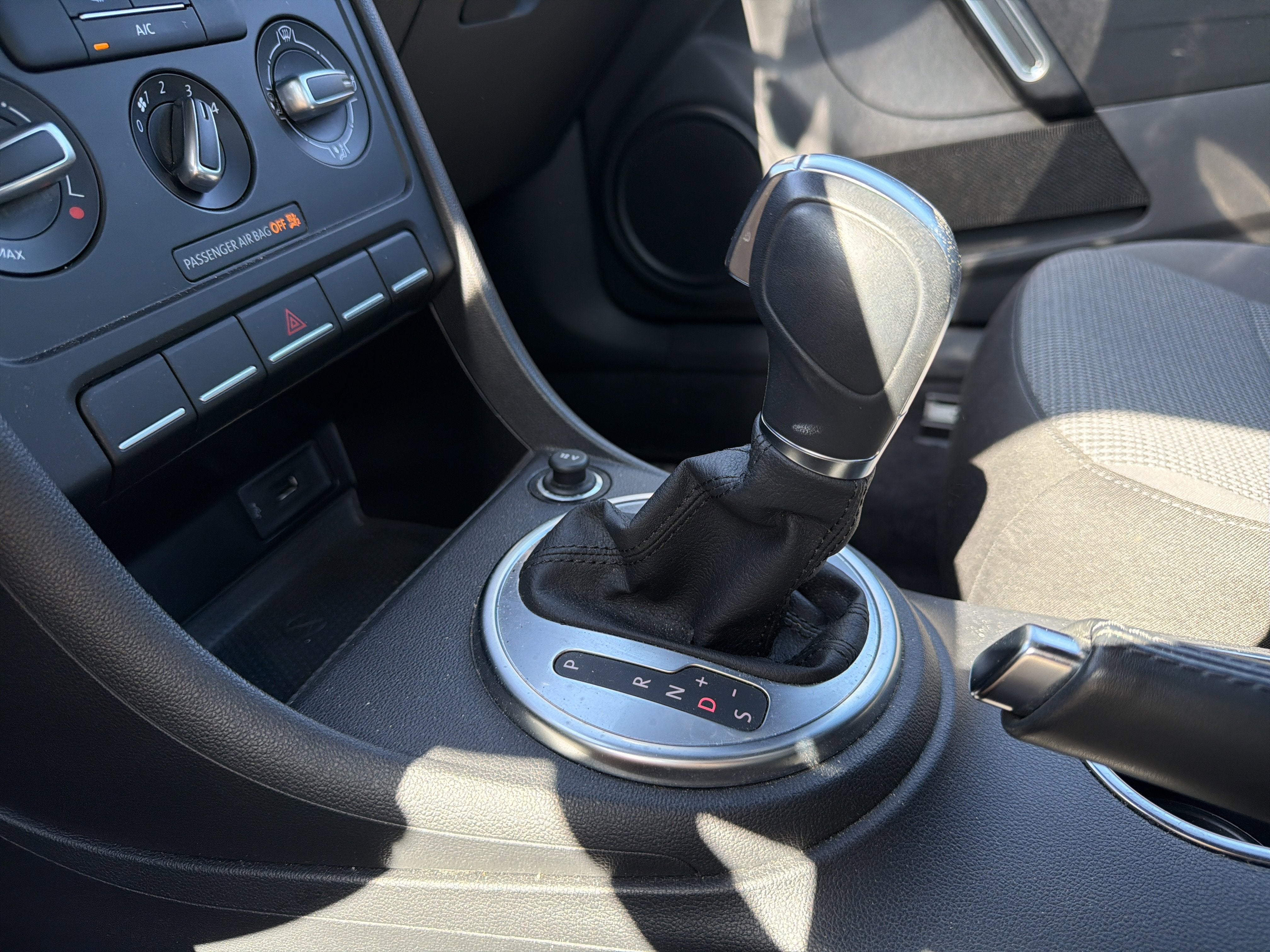 2019 Volkswagen Beetle 2.0T S