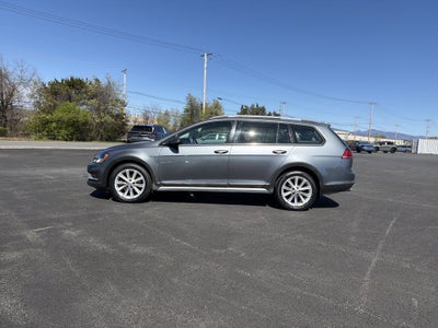 2017 Volkswagen Golf Alltrack TSI SE 4Motion